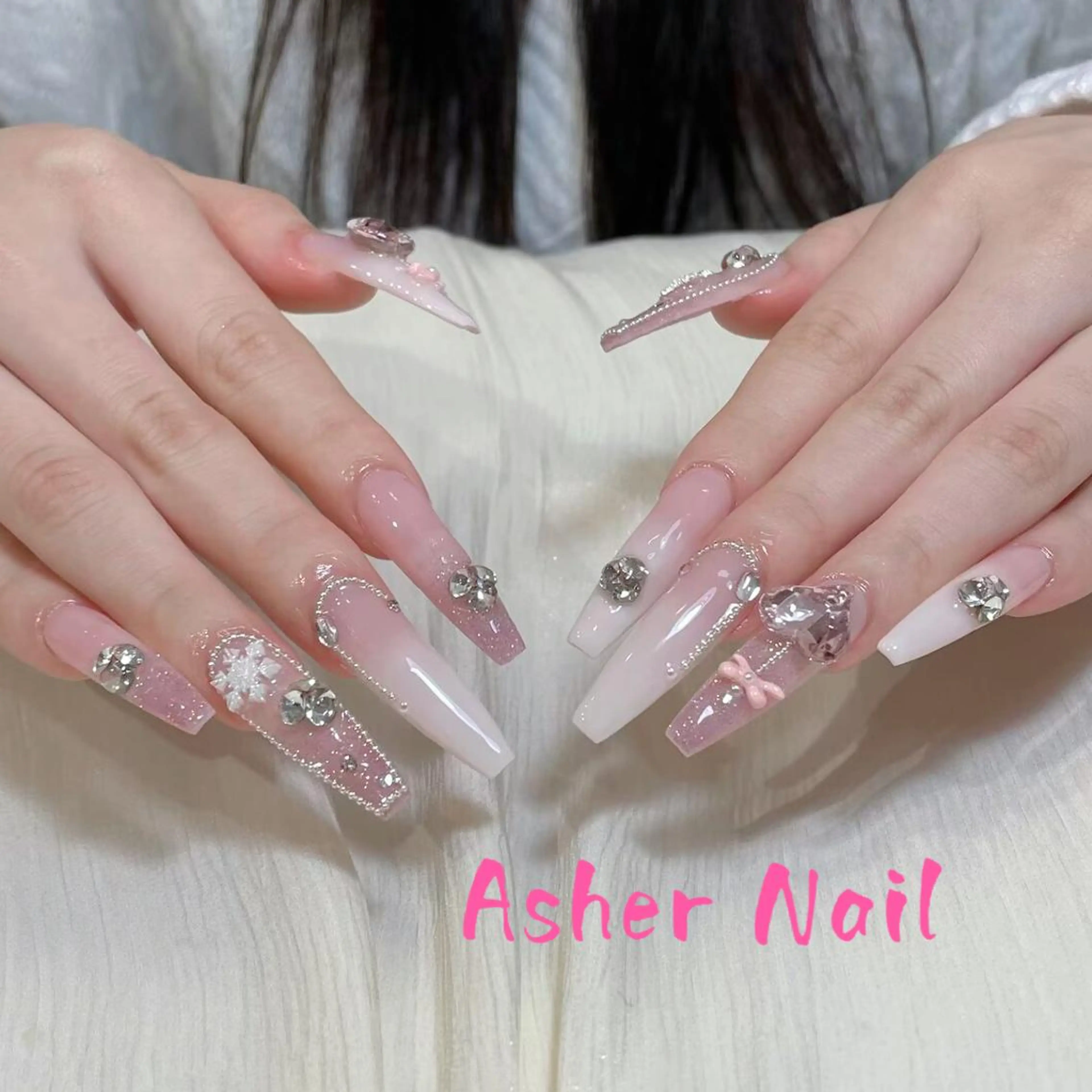 ネイル ハンドネイル ハンドケア Asher-HIKA 🌞のネイルデザイン