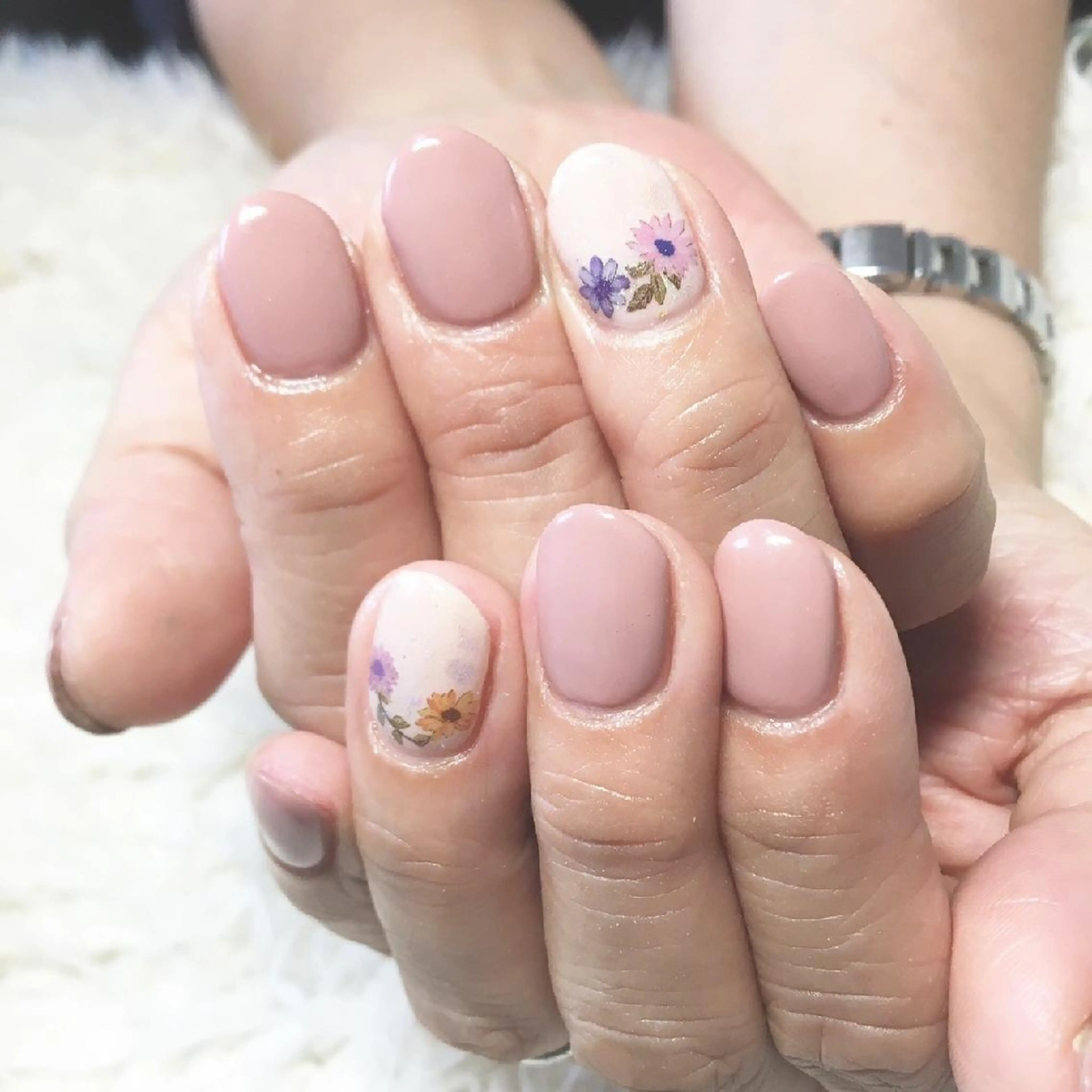 ネイル 近藤 美春のネイルデザイン