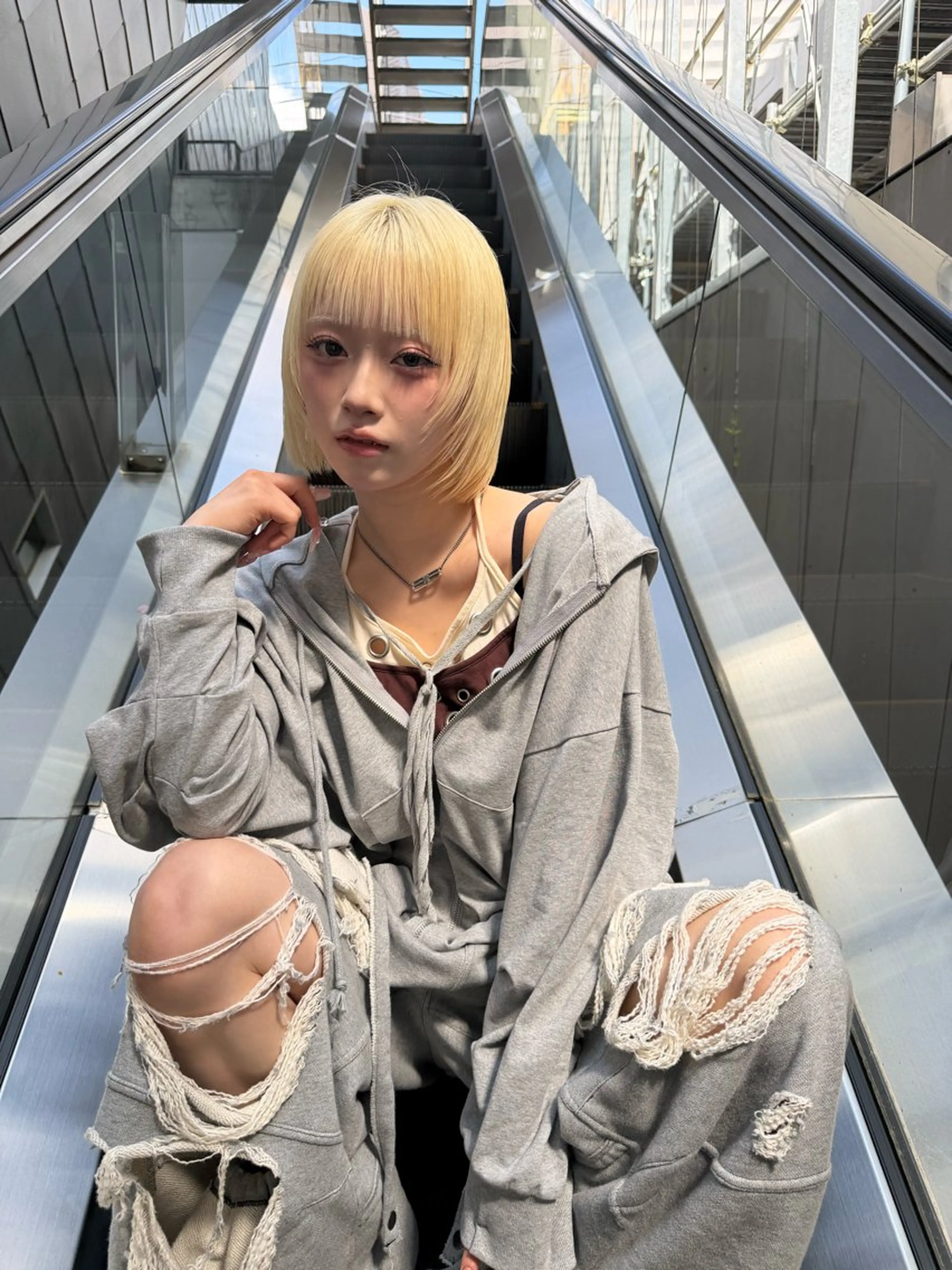 ショート カラー ブリーチ ブロンド ケアブリーチ 透明感カラー ダブルカラー カット ヘアカラー 💎透明感カラー特化 💎TAISEIのヘアスタイル