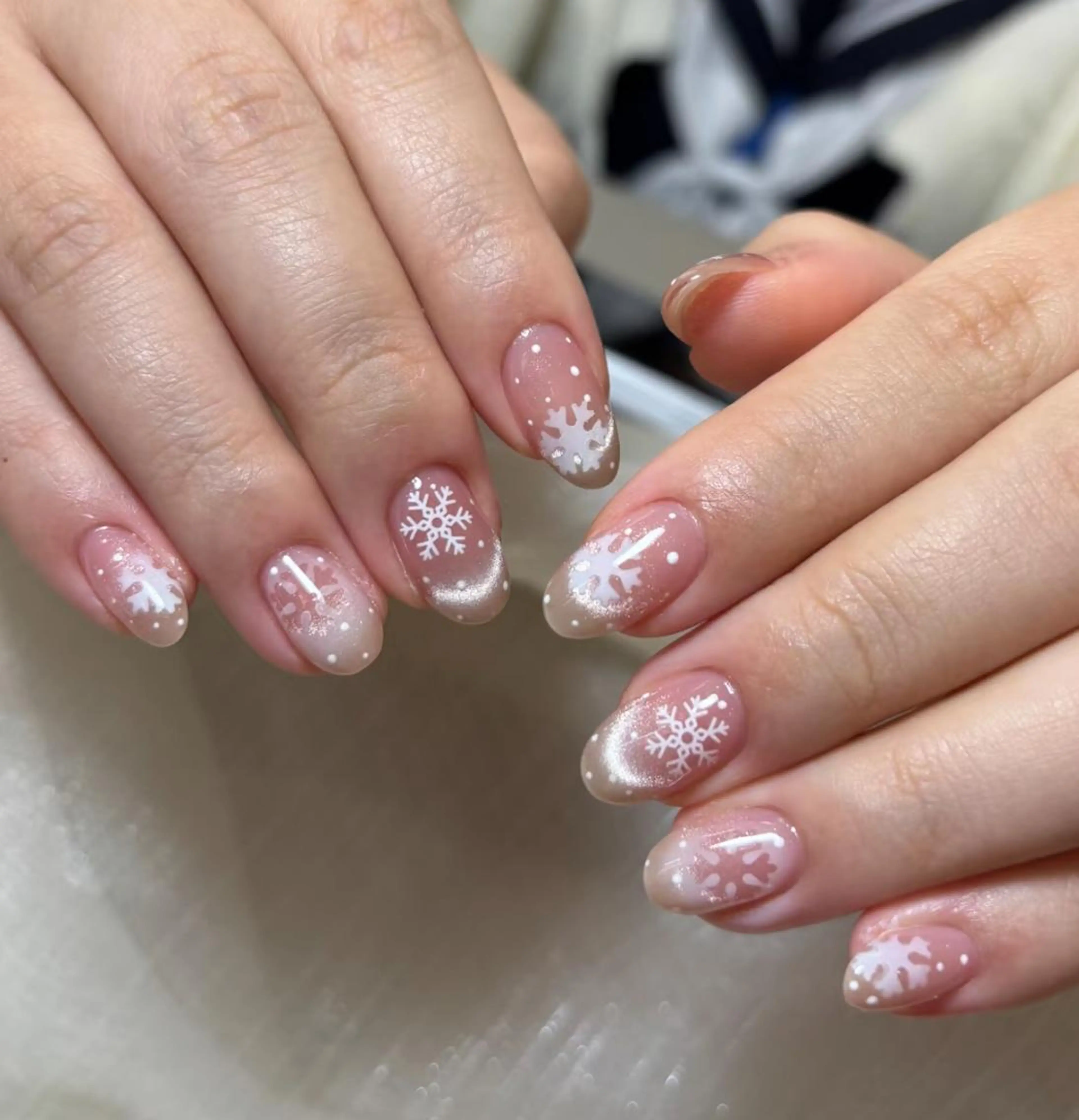 ネイル RAFFINE 月🦋🩵のネイルデザイン