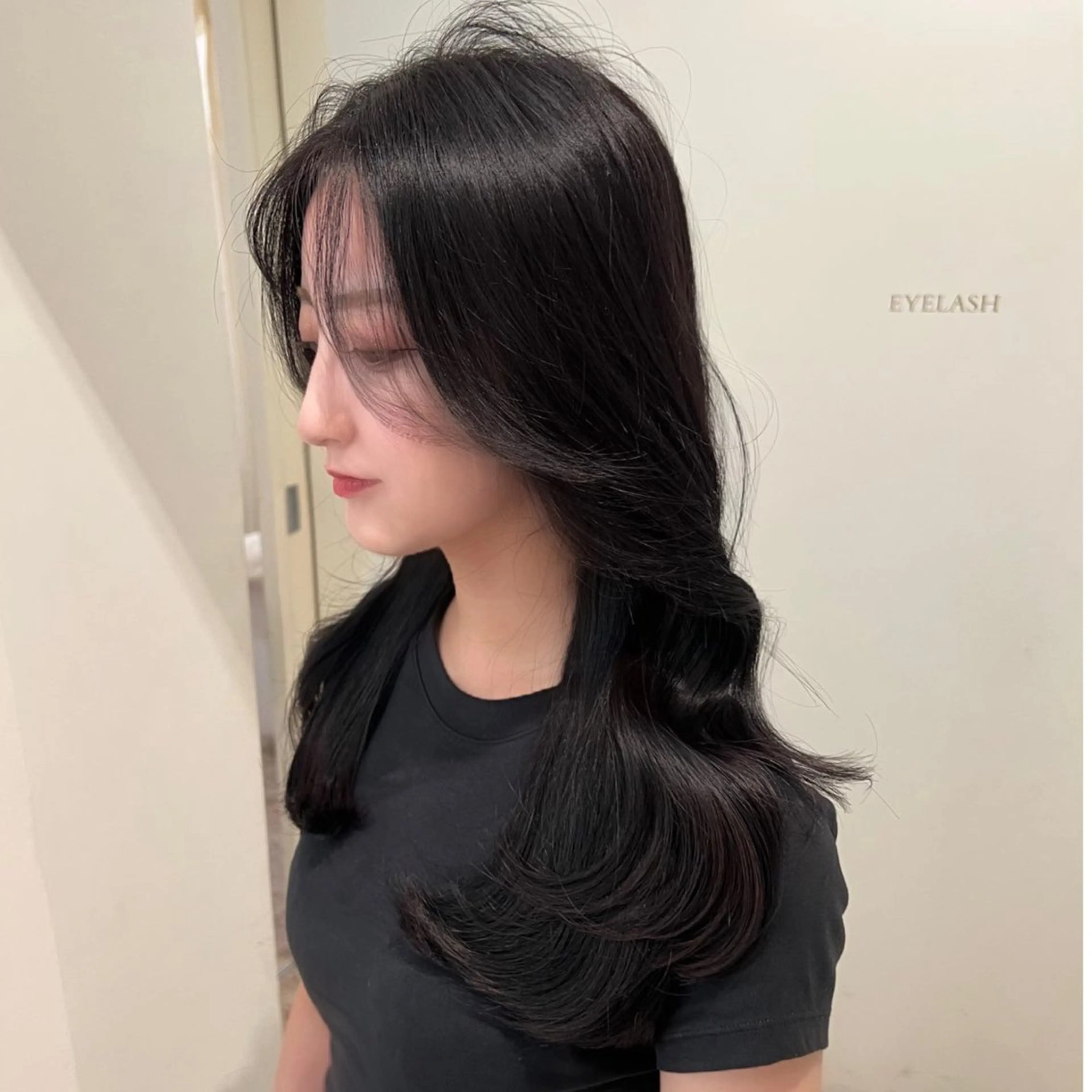 セミロング カラー ヘアアレンジ 透明感カラー グレージュ 顔まわりレイヤー レイヤーカット 艶カラー/アイドル 前髪/内藤　輝のヘアスタイル