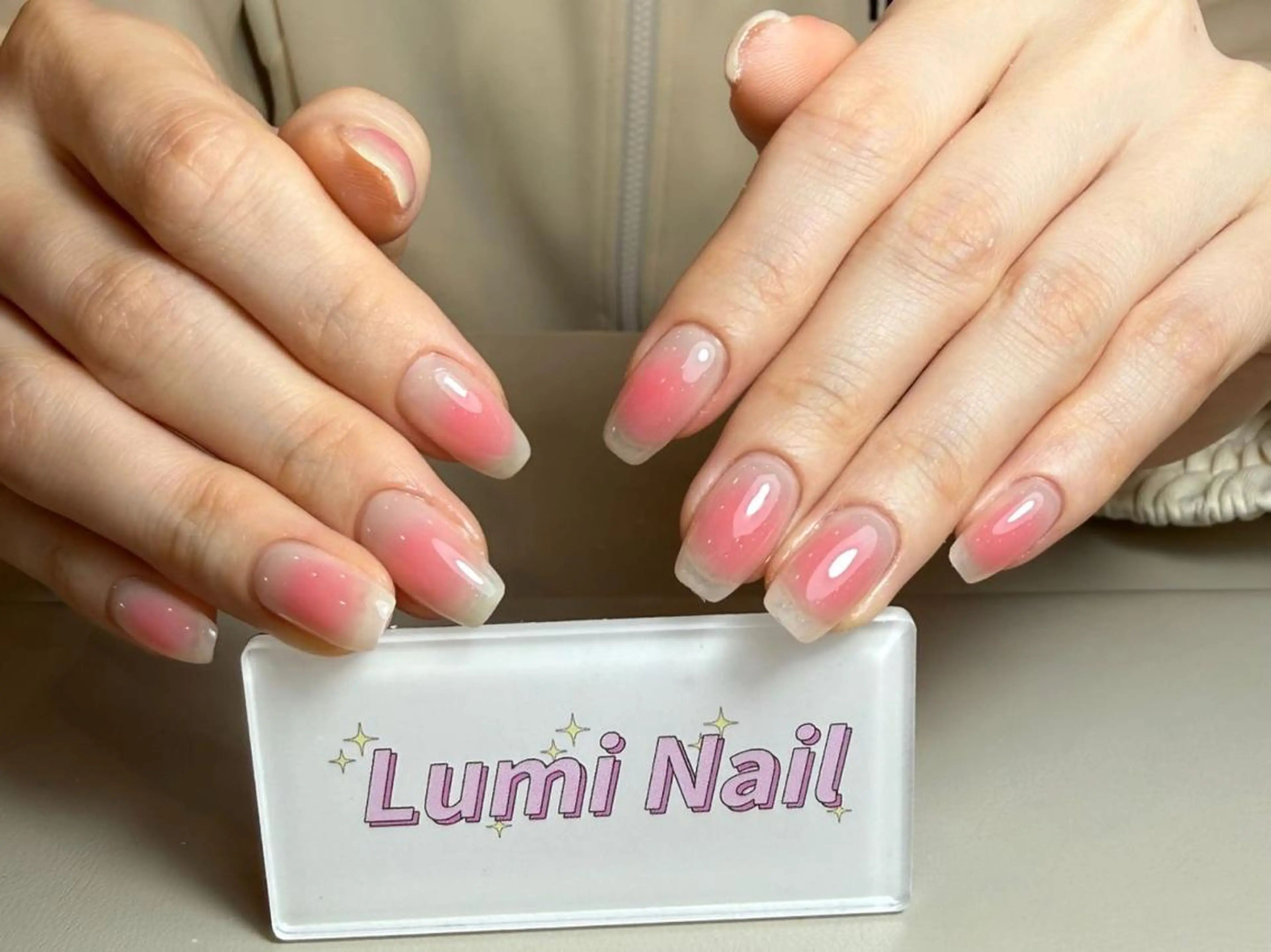 ネイル 長さ出し フットネイル フレンチネイル ジェルネイル ガラスフレンチ 神本 嵐のネイルデザイン