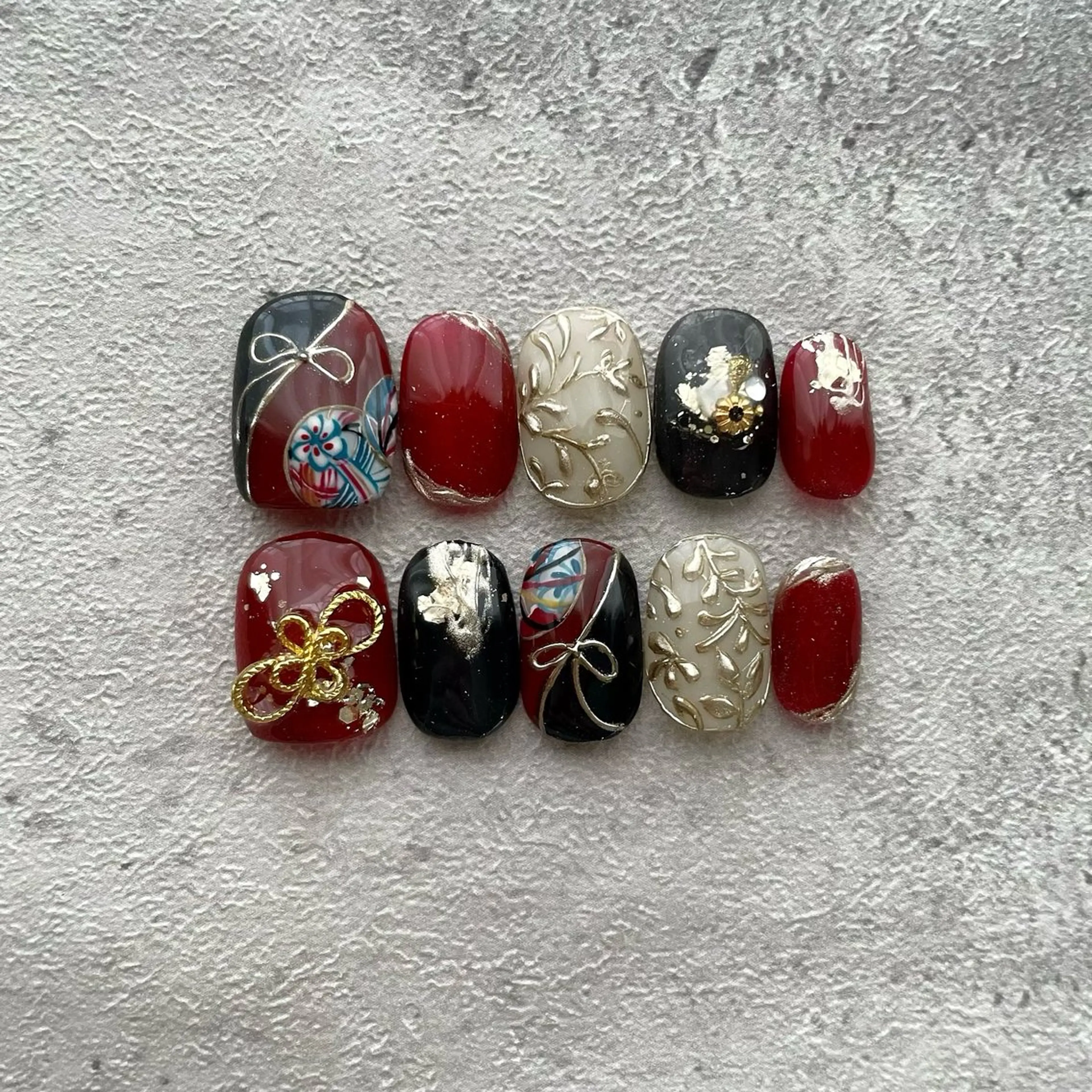 ネイル 成人式 ネイルチップ 東 千夏のネイルデザイン