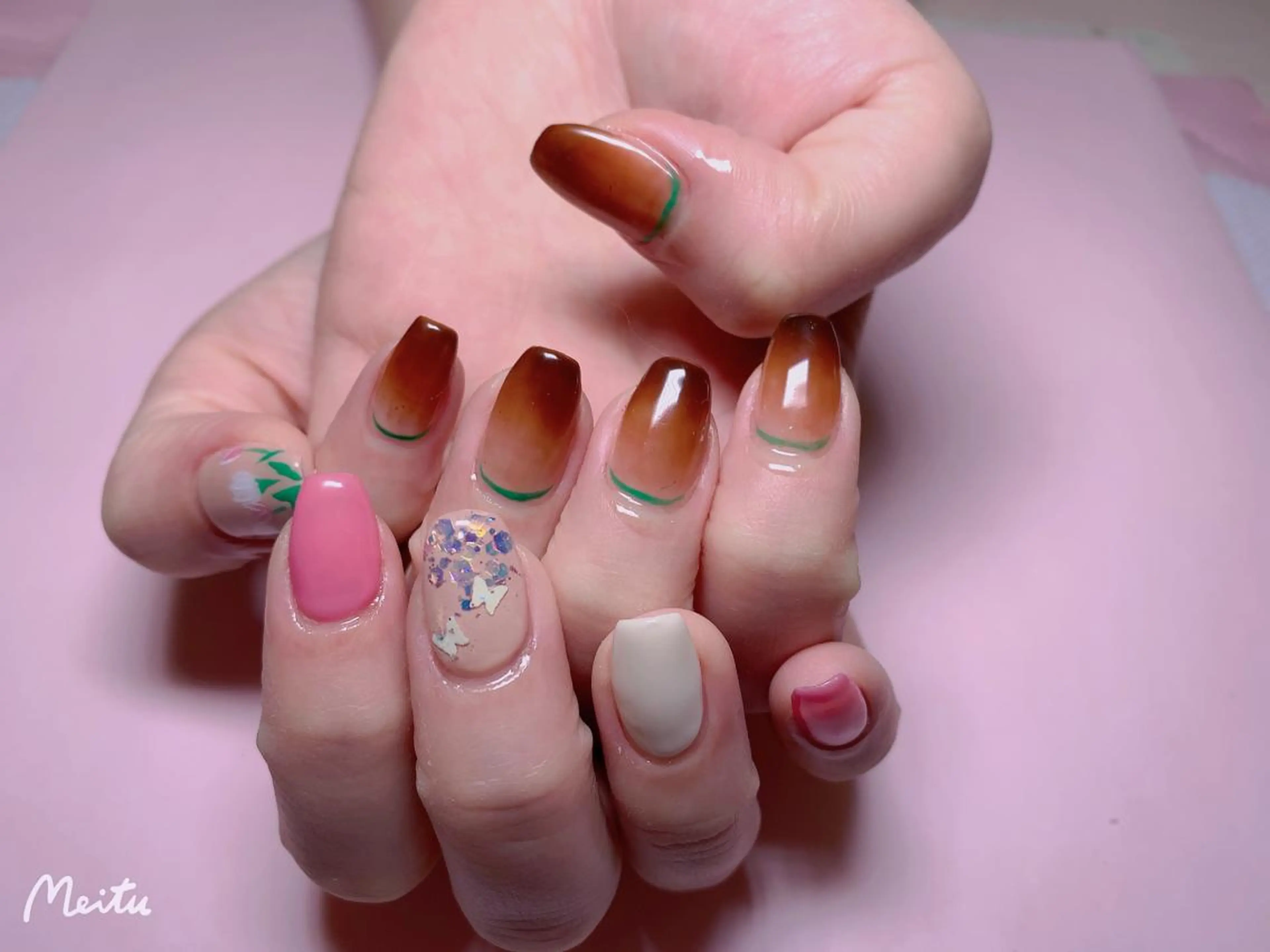 ネイル miu miu大塚店所属・miu miuのネイルデザイン