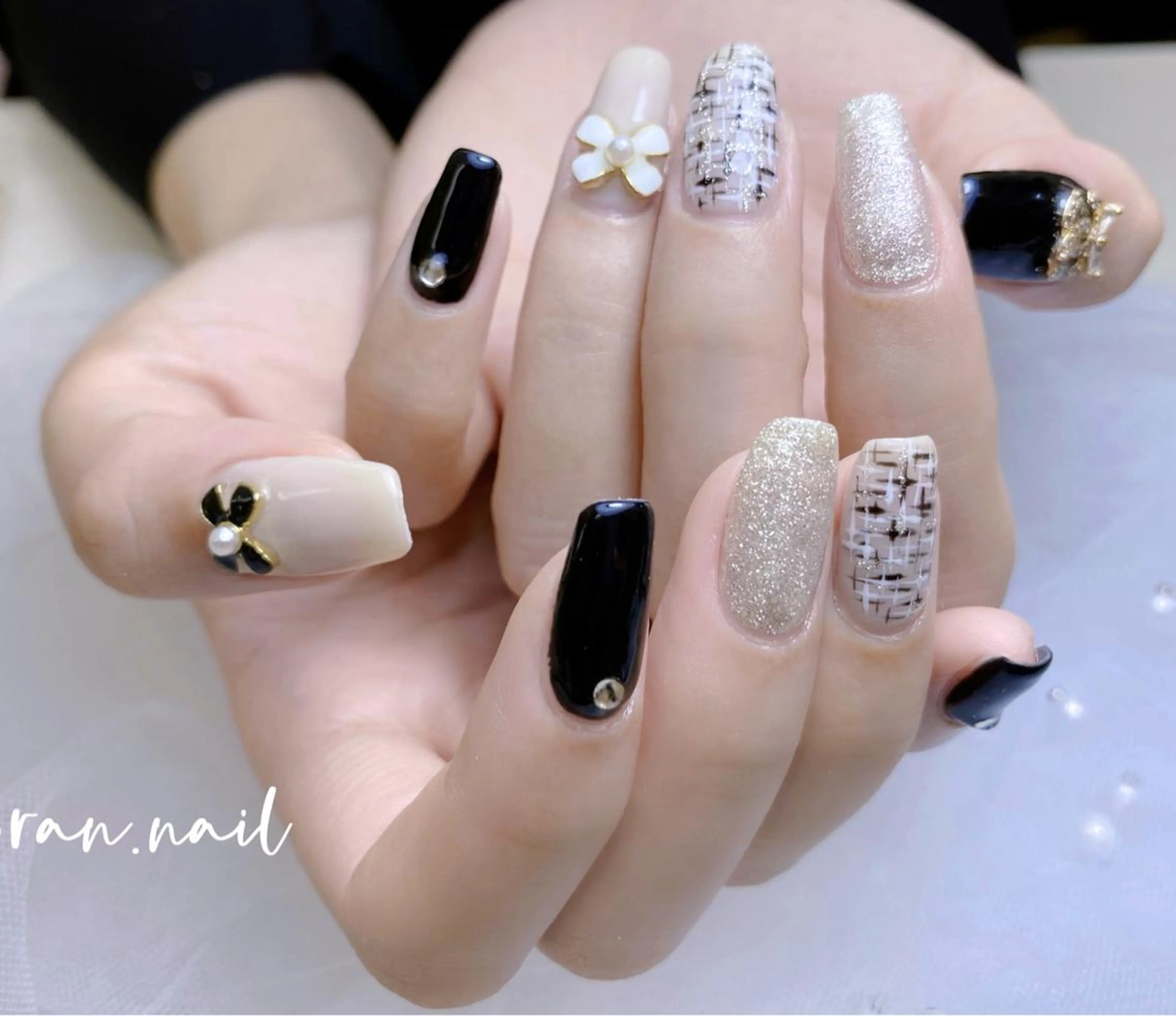 ネイル モナ& ミユのネイルデザイン