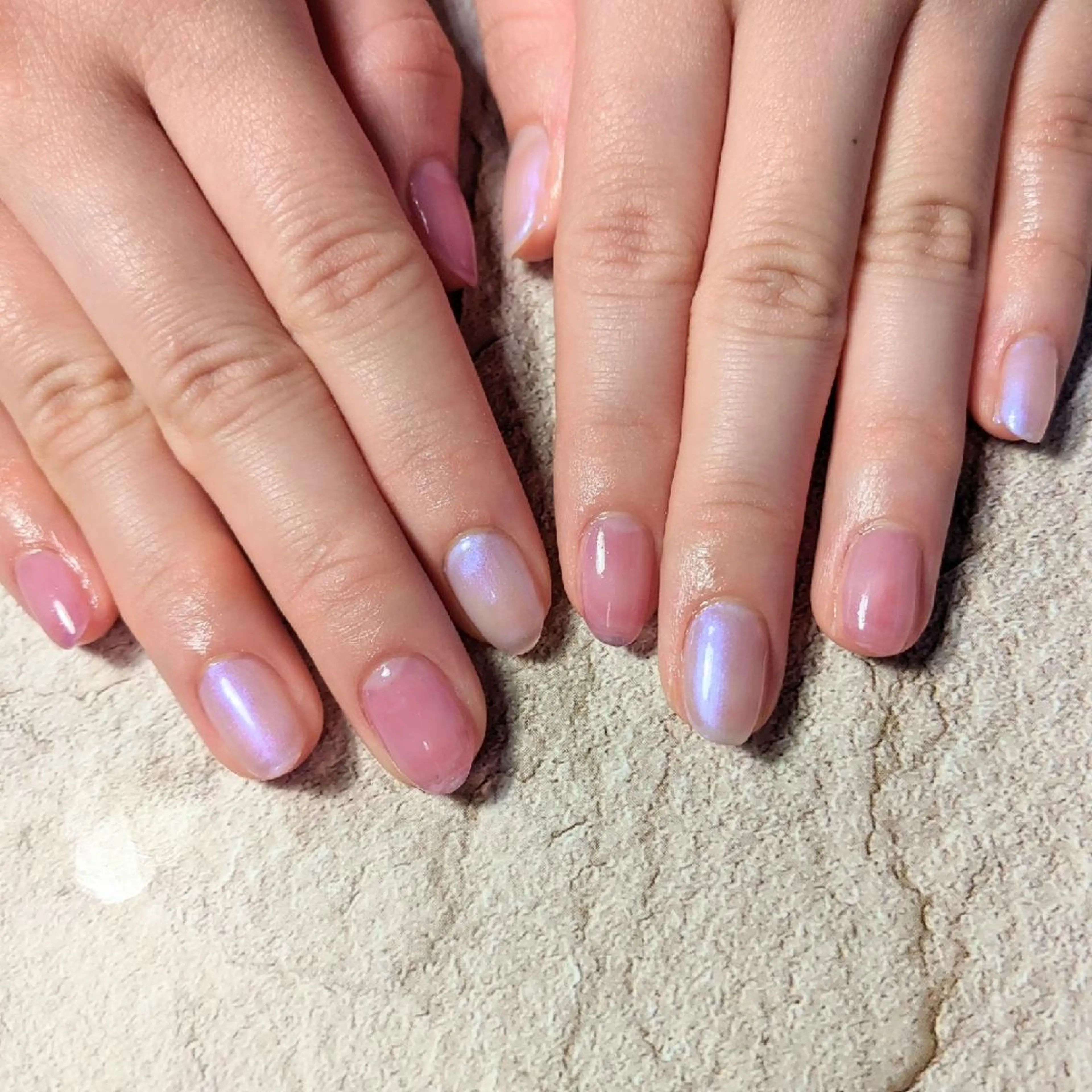 ネイル ワンカラーネイル ｱｲﾗｯｼｭ ﾈｲﾙ ｻﾛﾝ つけるのマツエク・マツパデザイン