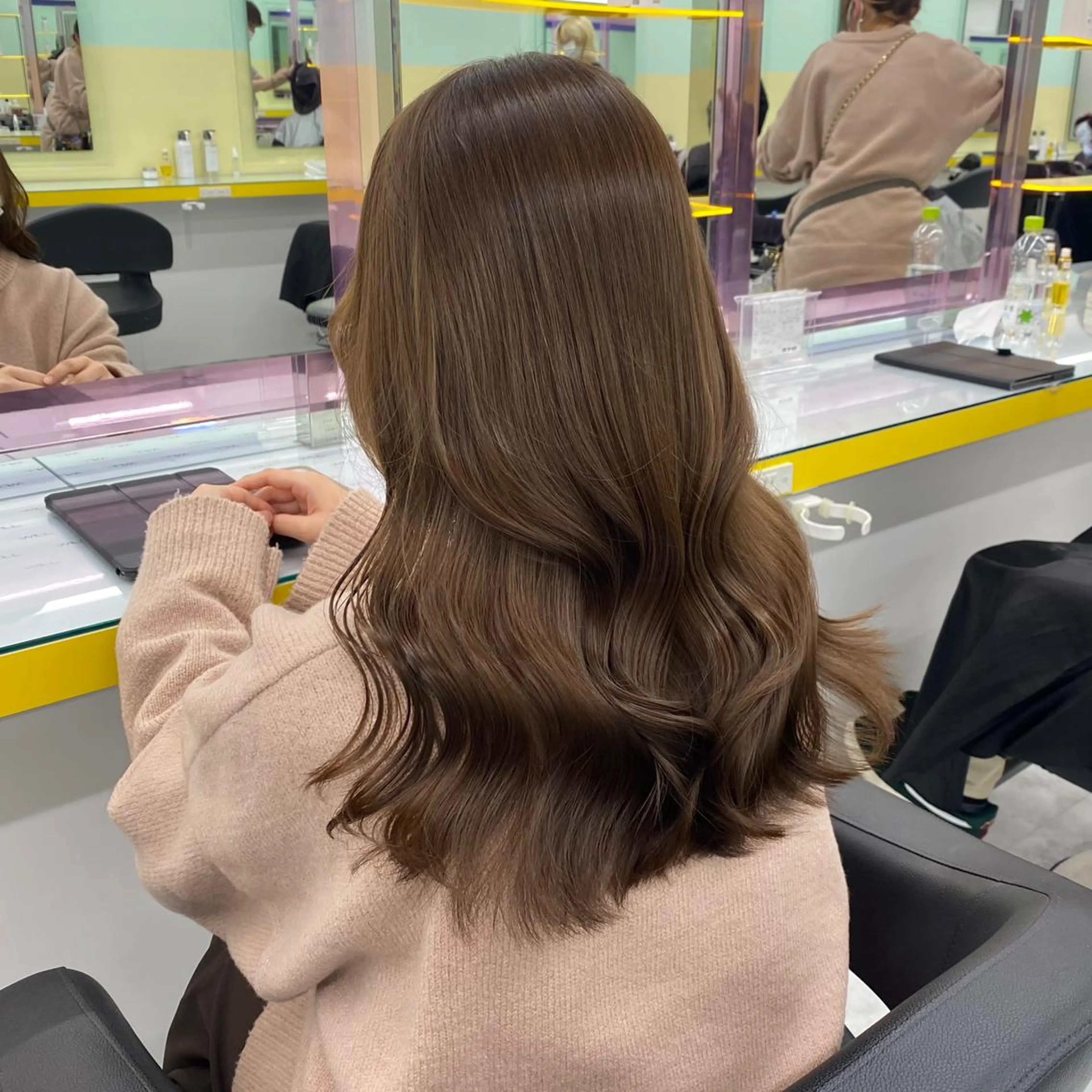 ミディアム カラー パーマ ヘアアレンジ メンズ キッズ ネイル マツエク・マツパ アイブロウ ブラウンカラー ミルクティーブラウン カラーマツエク ブラウン Lumo所属・💖横浜ブリーチなし 💖MIHOのヘアスタイル