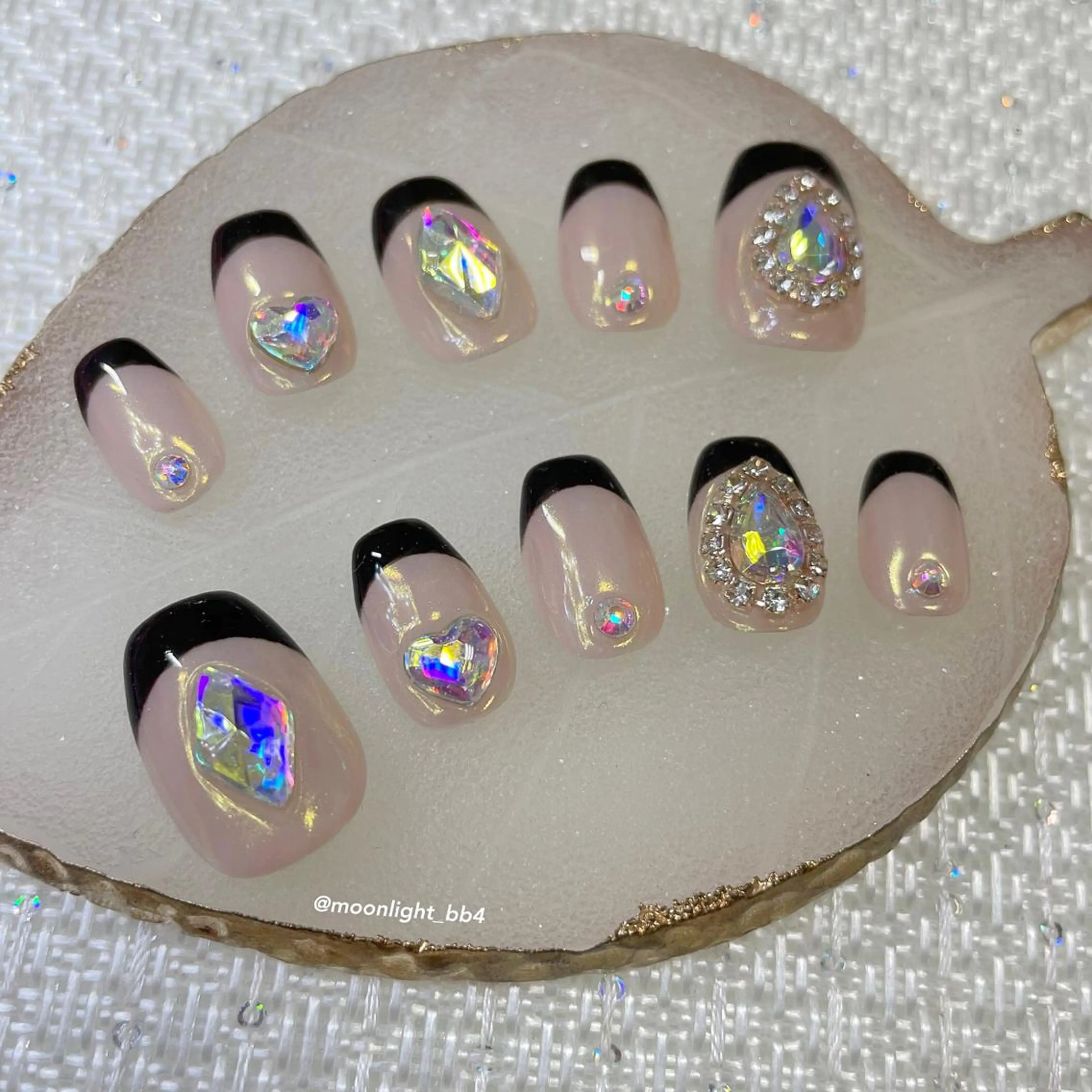 ネイル MoonLight MIHOのネイルデザイン