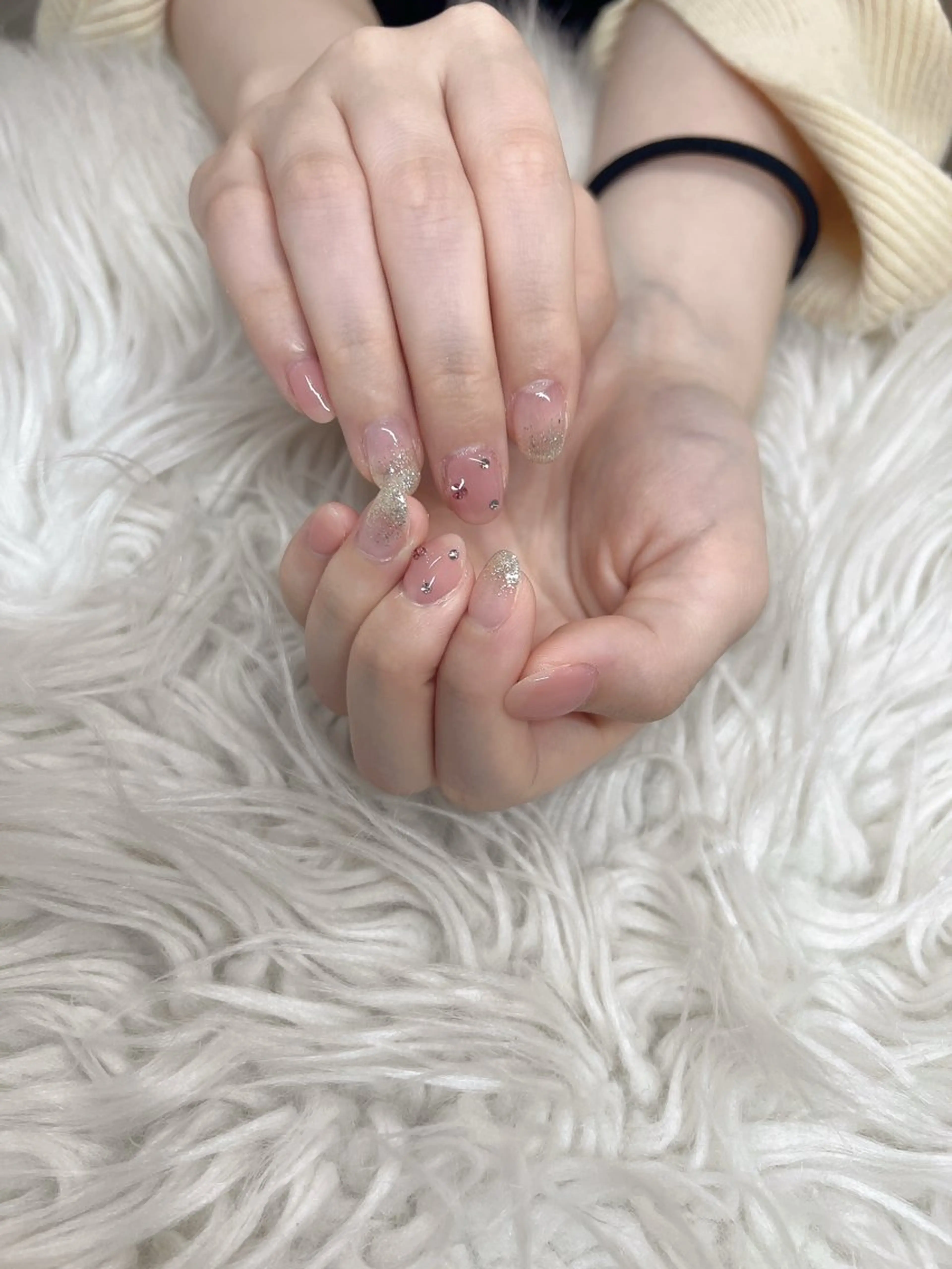 ネイル ハンドネイル &ME シシのネイルデザイン