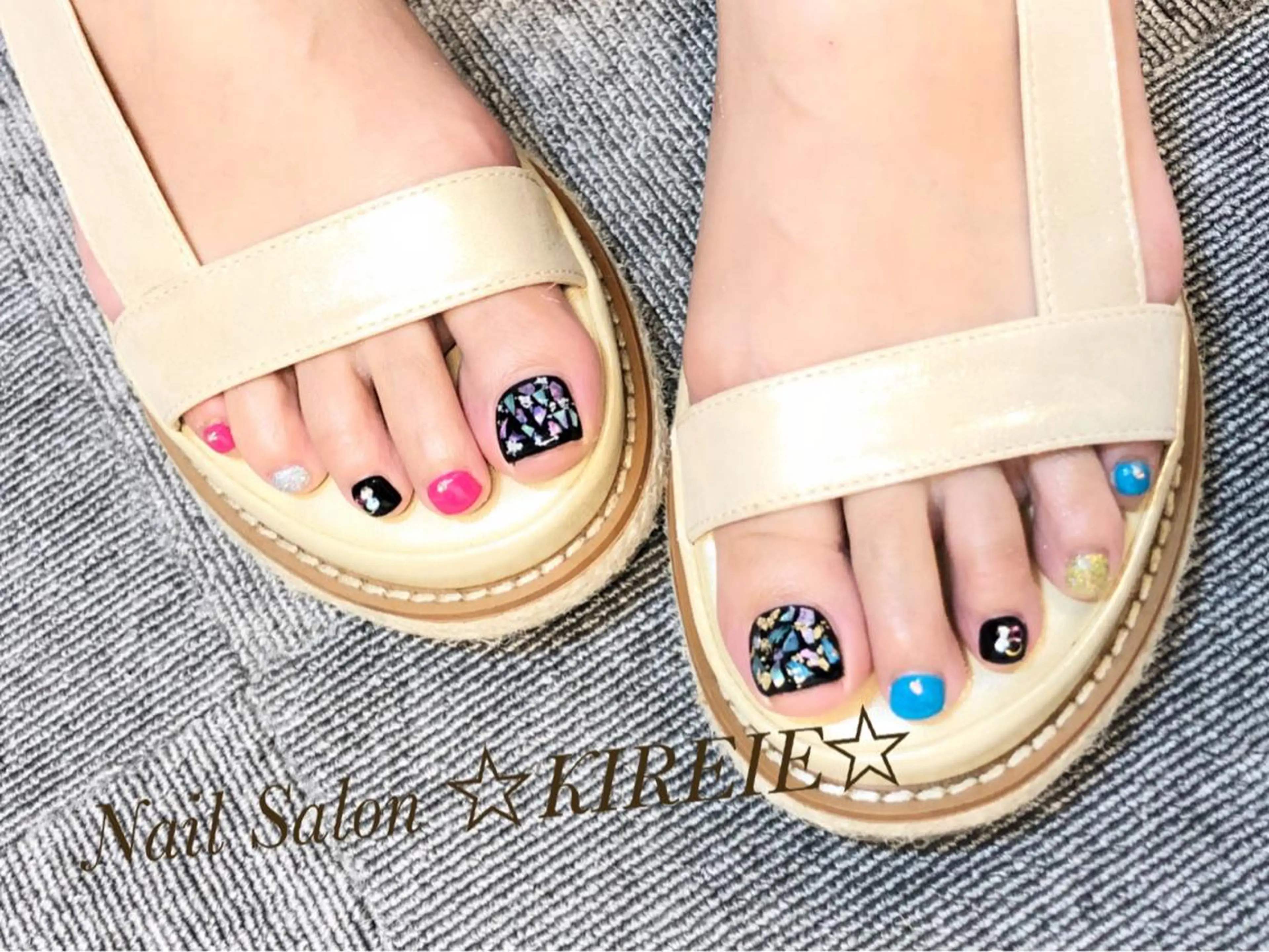 ネイル アートネイル フットネイル ワンカラーネイル KIREIE NAILSのネイルデザイン