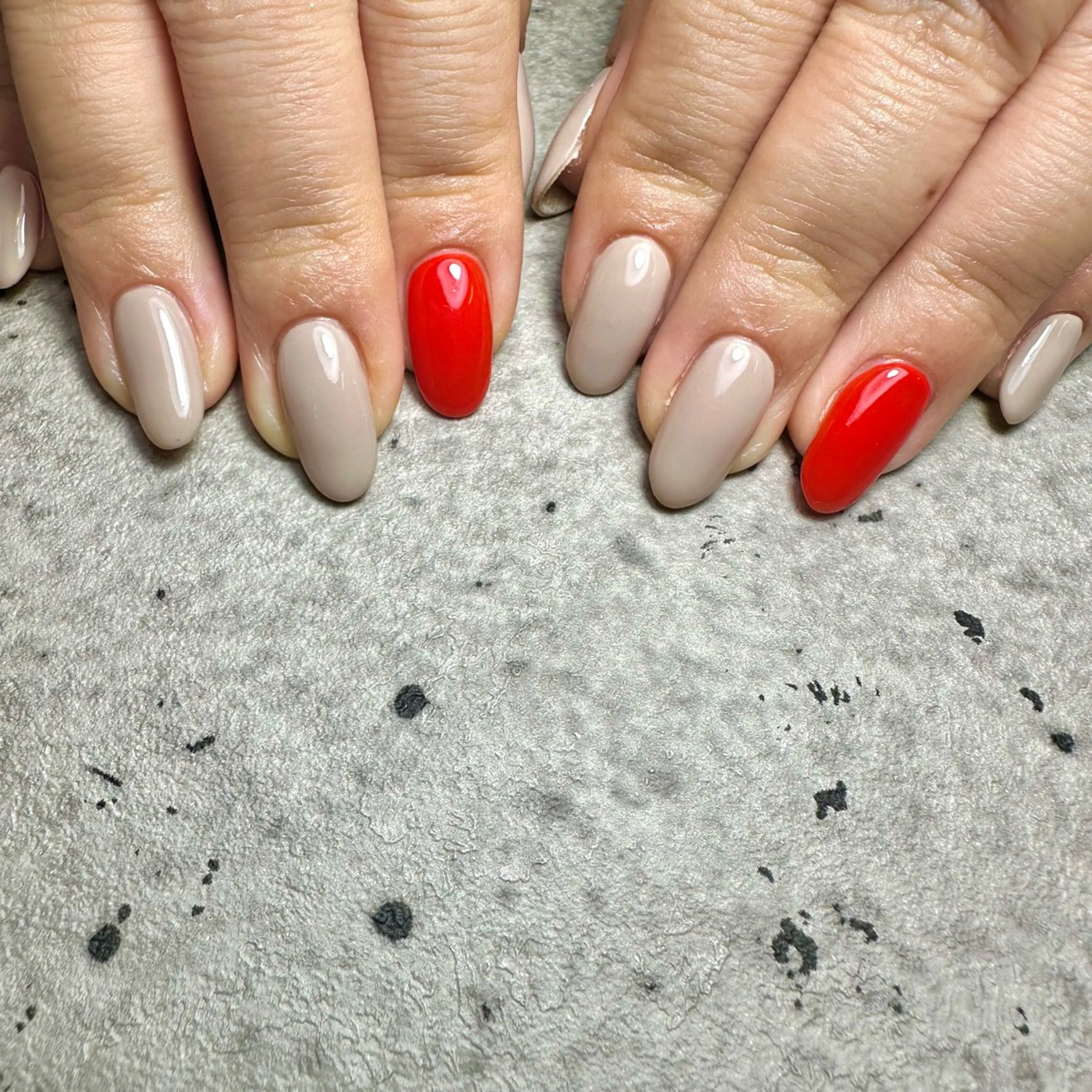 ネイル ワンカラーネイル フットネイル GéRanium Harukaのネイルデザイン