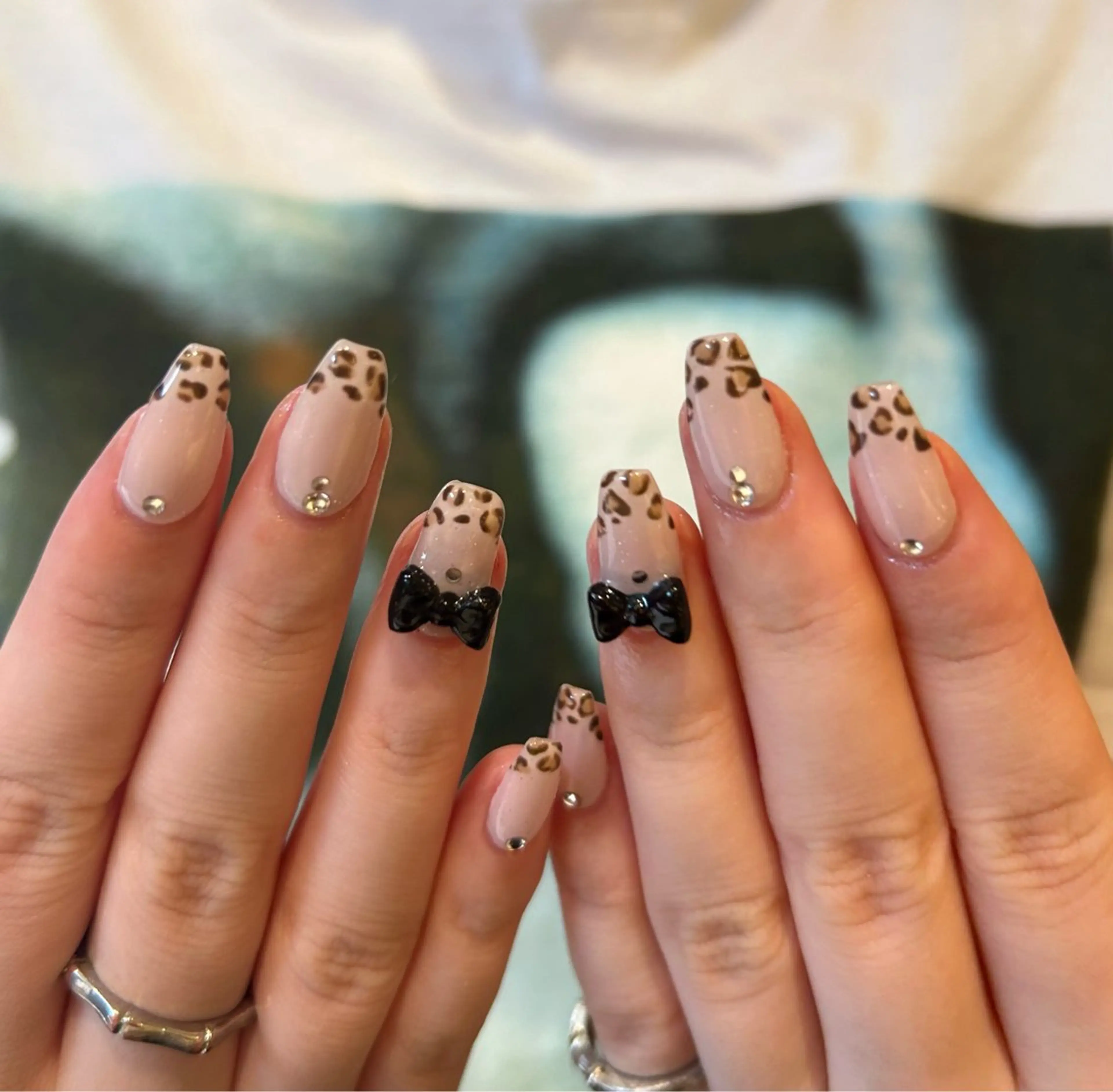 ネイル ハルナ/当日予約 🆗🪩のネイルデザイン