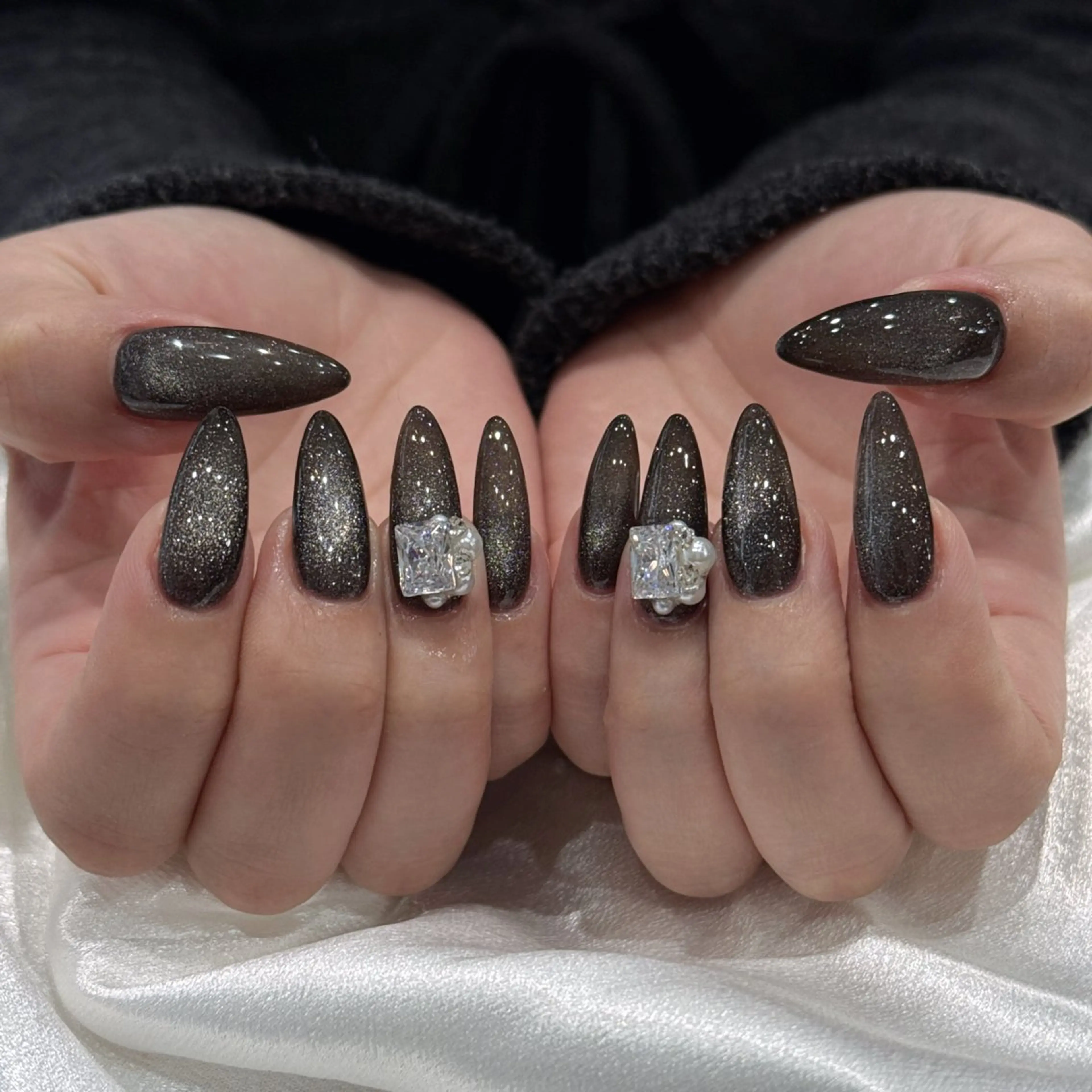 ネイル オーロラネイル ブルー チークネイル フットネイル フレンチネイル ハンドネイル JAN 168 池袋のネイルデザイン