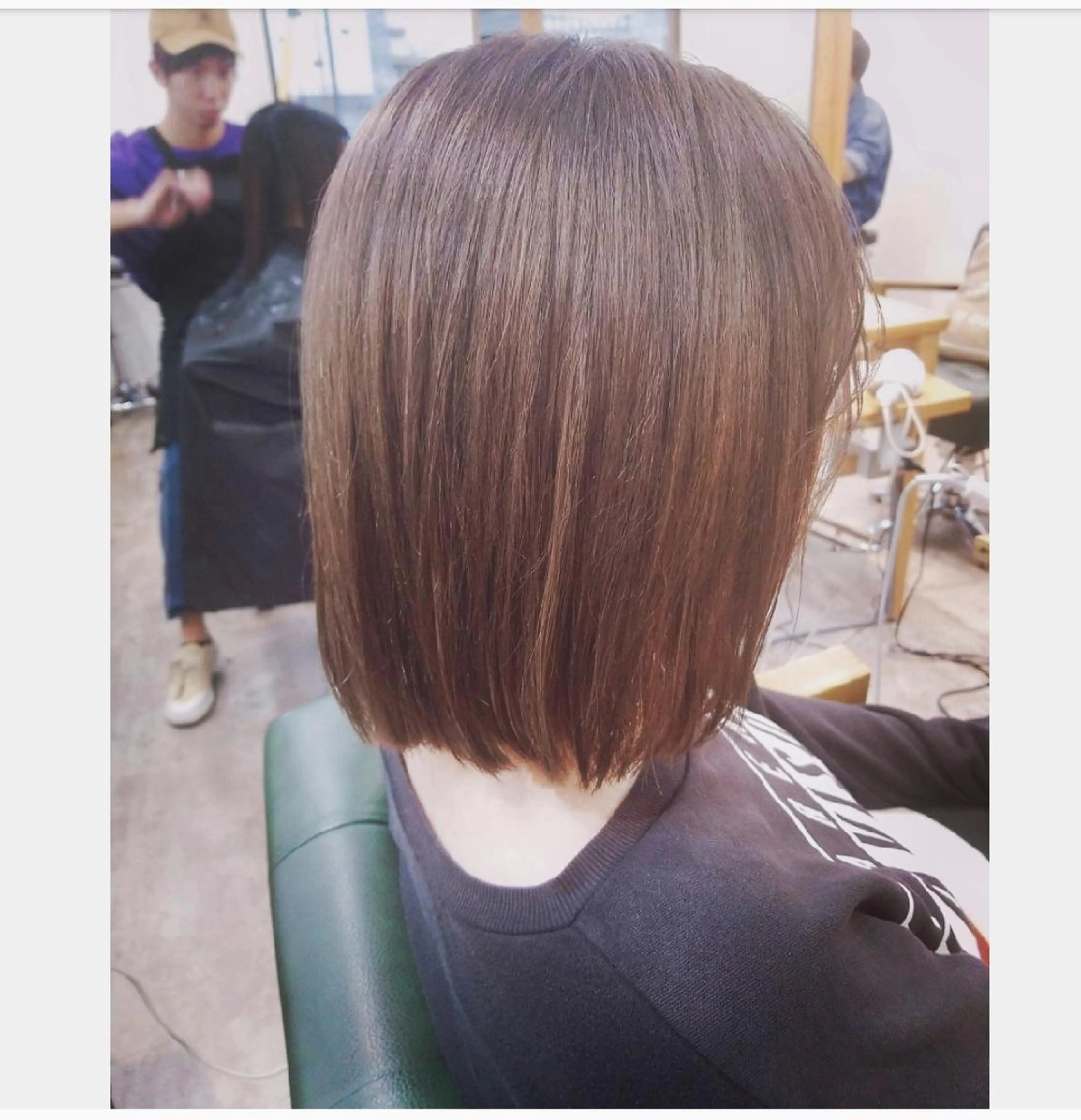 ミディアム すずき えりのヘアスタイル