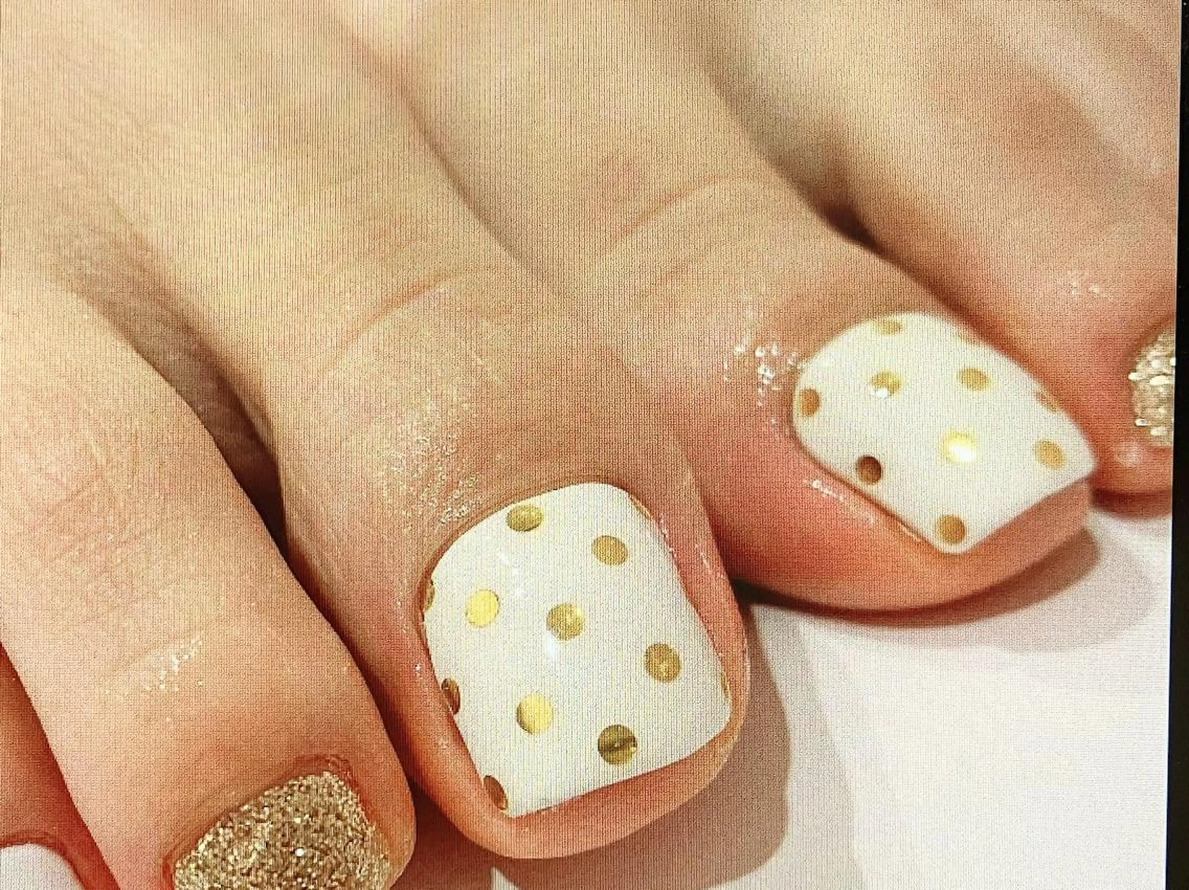 ネイル 🍒当日もOK🍒 𝑳𝑼𝑵𝑨花井のネイルデザイン