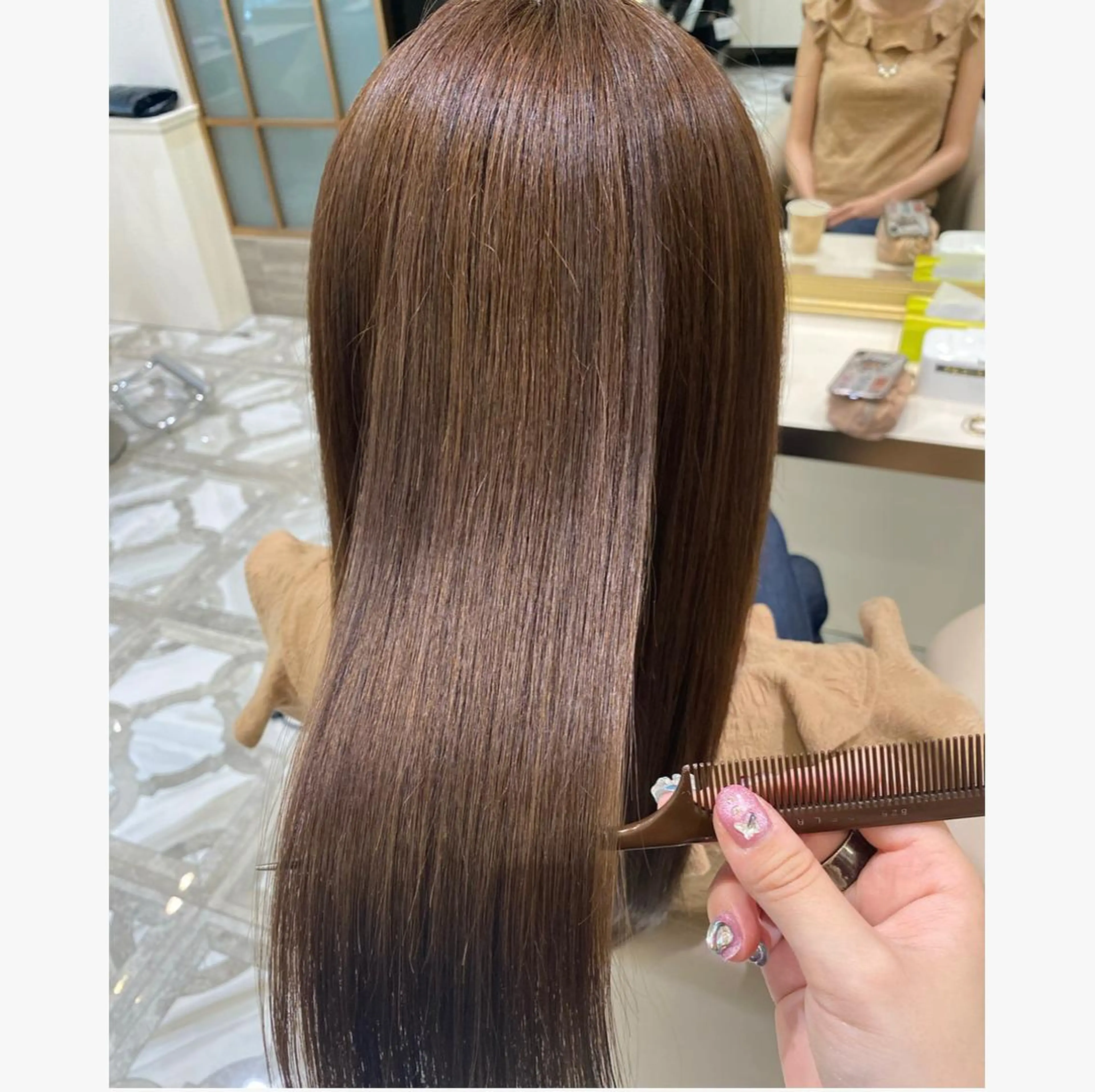 セミロング カラー カット ヘアカラー トリートメント 💙美髪救世主💙 関華蓮のヘアスタイル