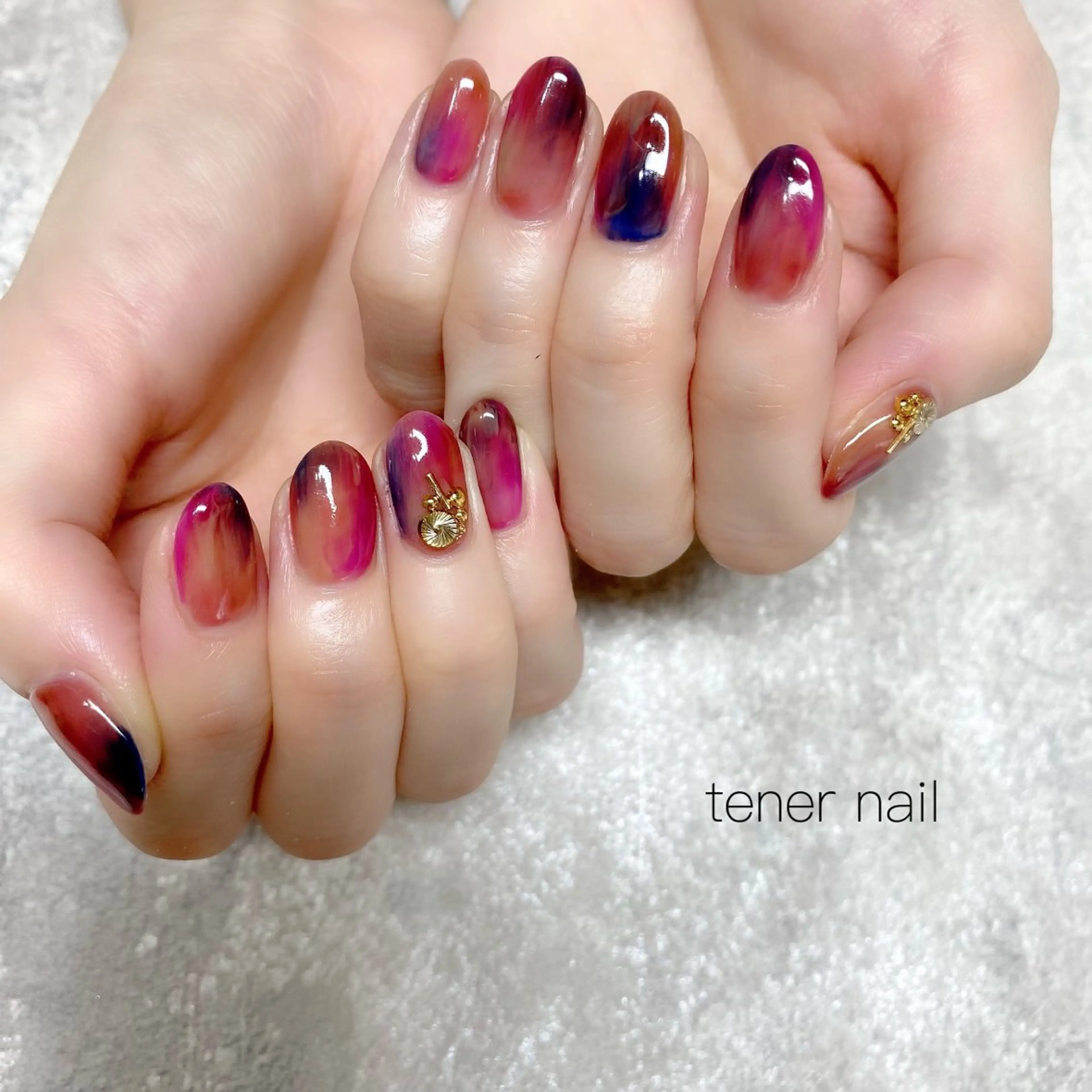 ネイル ニュアンスネイル ハンドネイル tener  nail  テネルネイル所属・テネルネイル tener nailのネイルデザイン