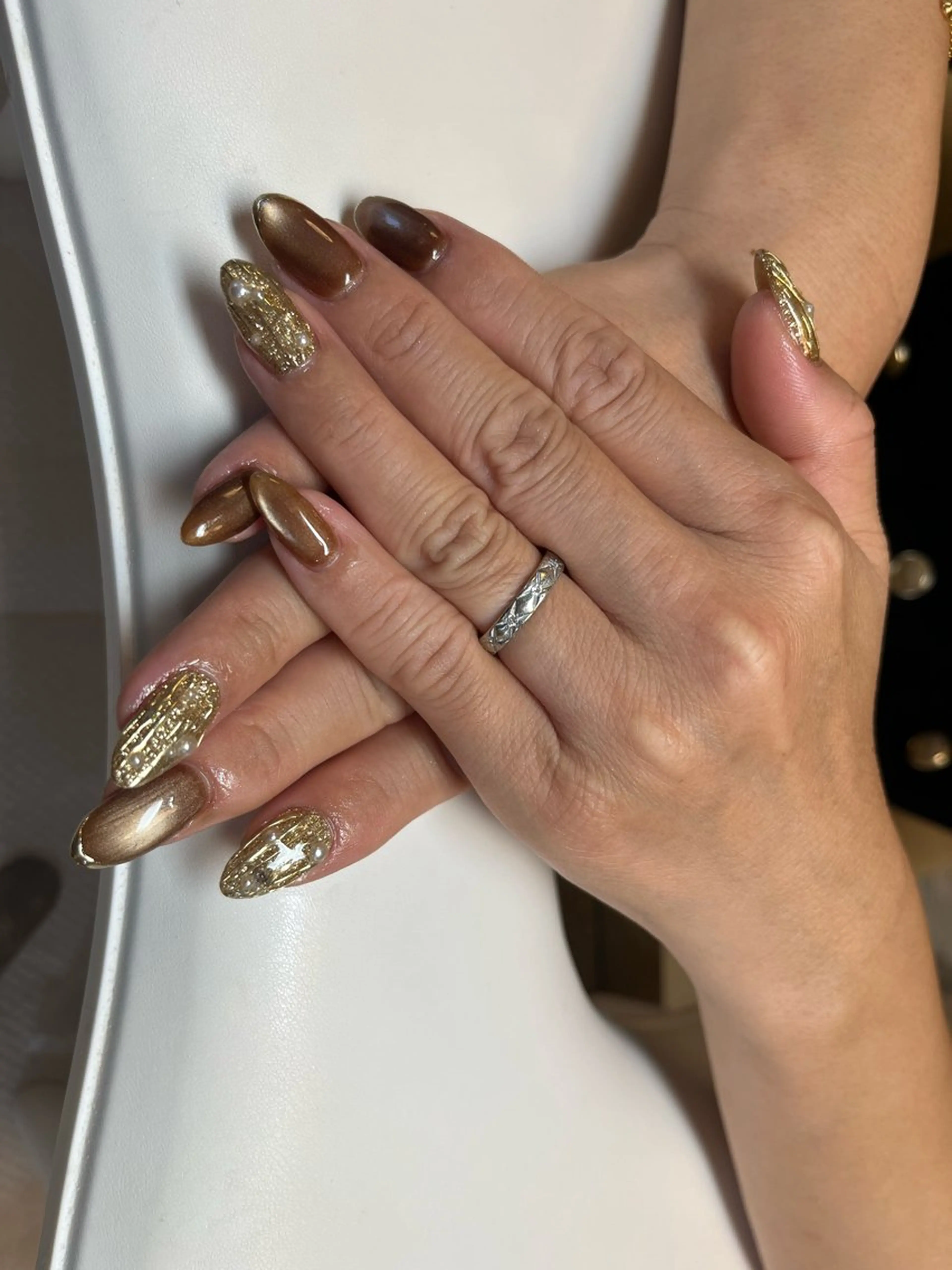 ネイル minoriba ひばりヶ丘駅北口店所属・ネイリスト ももこのネイルデザイン