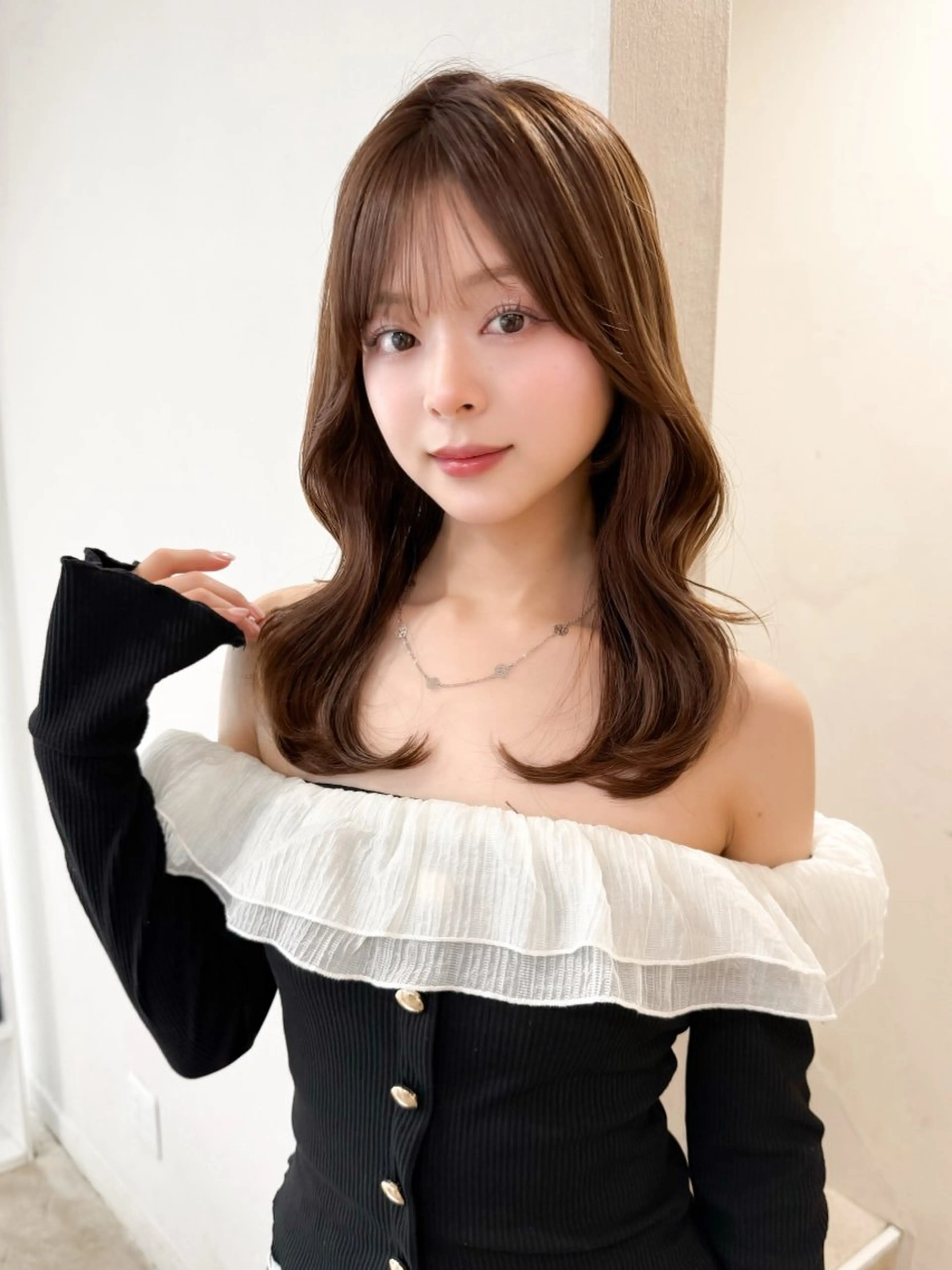 ミディアム カラー ミディアム/顔周り/ ベージュ🌼mayuのヘアスタイル