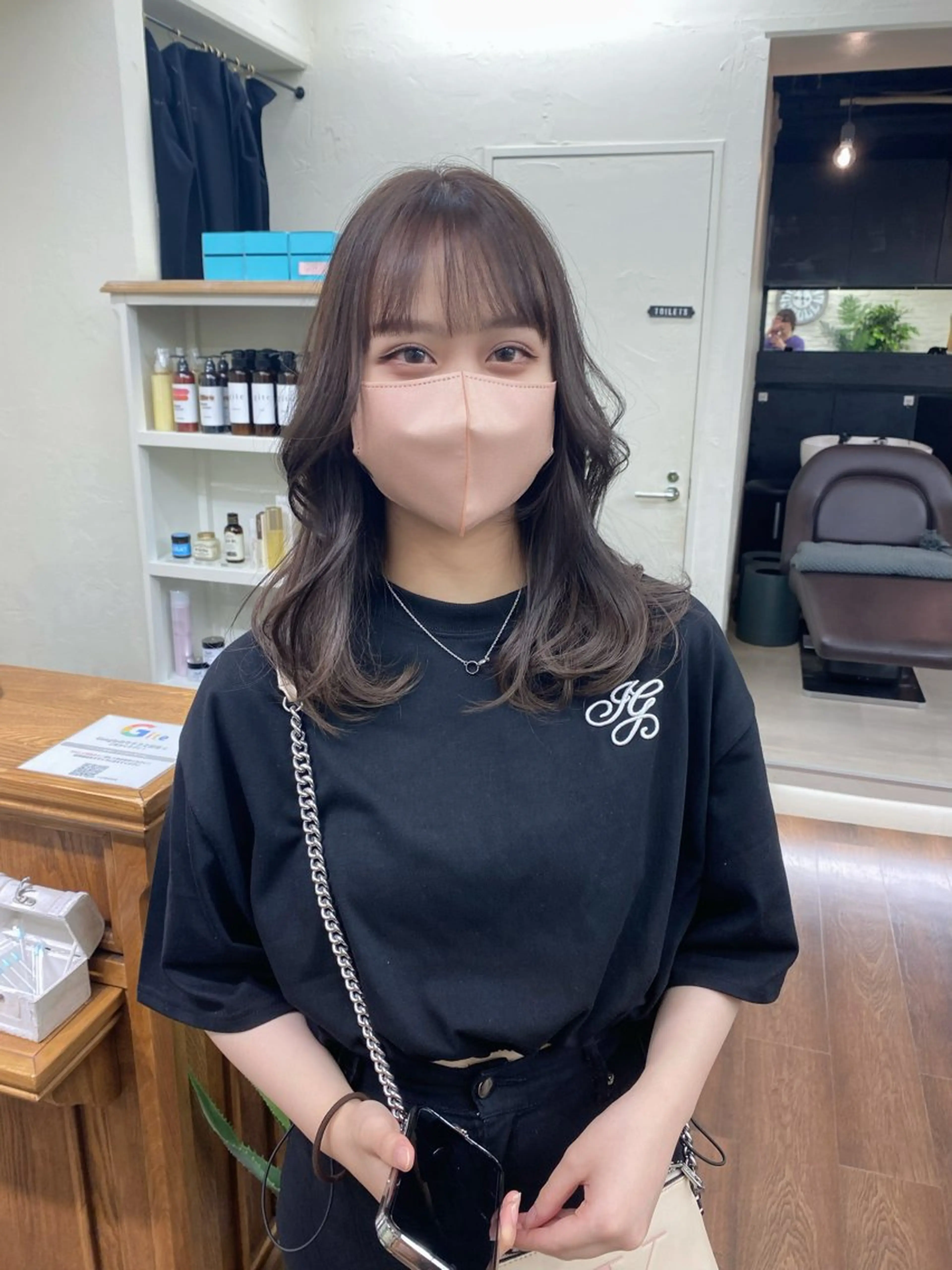 セミロング カラー ブリーチ 透明感カラー ダブルカラー グレージュ ブリーチなしカラー ウルフ/レイヤー /パーマ　ナユタのヘアスタイル