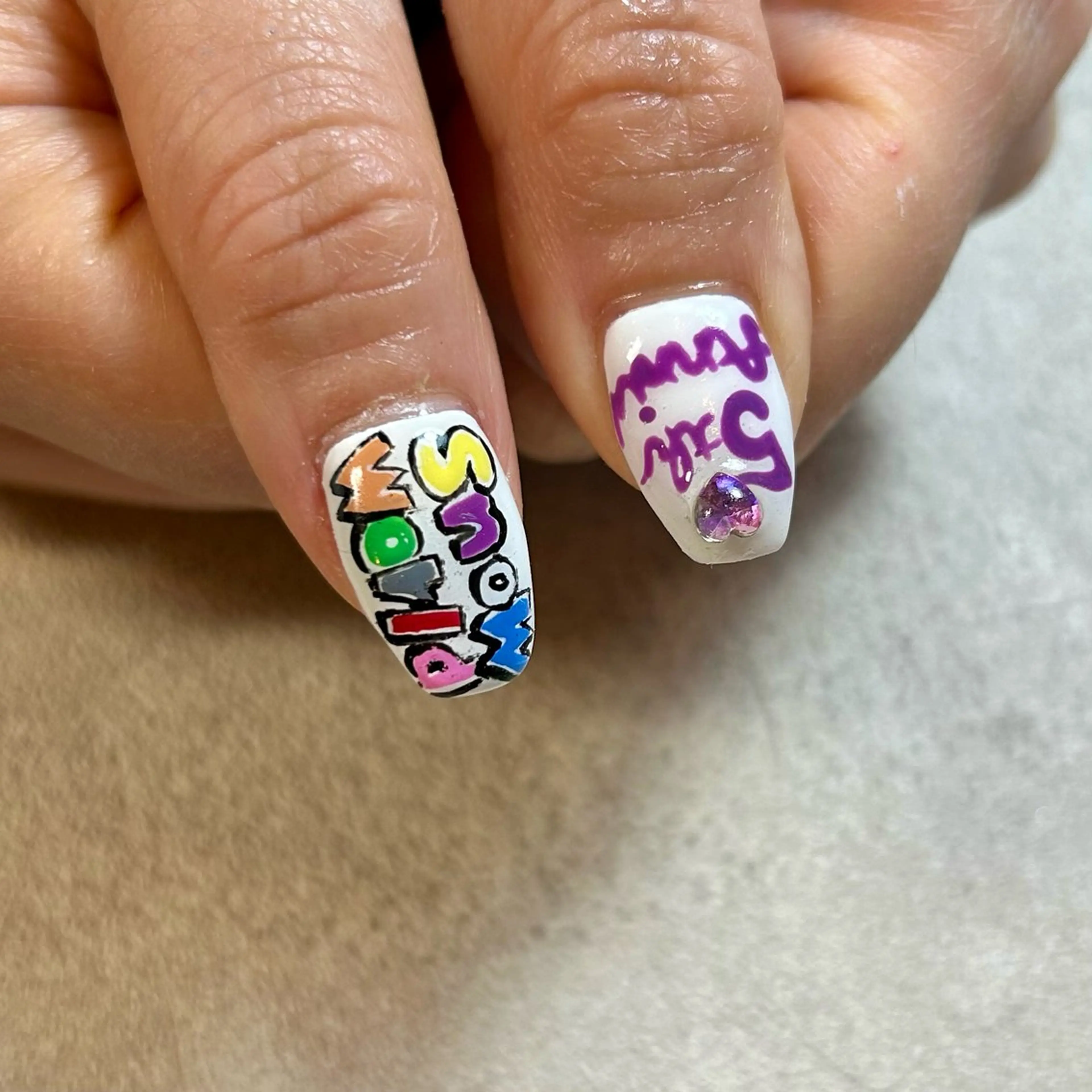 ネイル amunail所属・浦川 歩のネイルデザイン