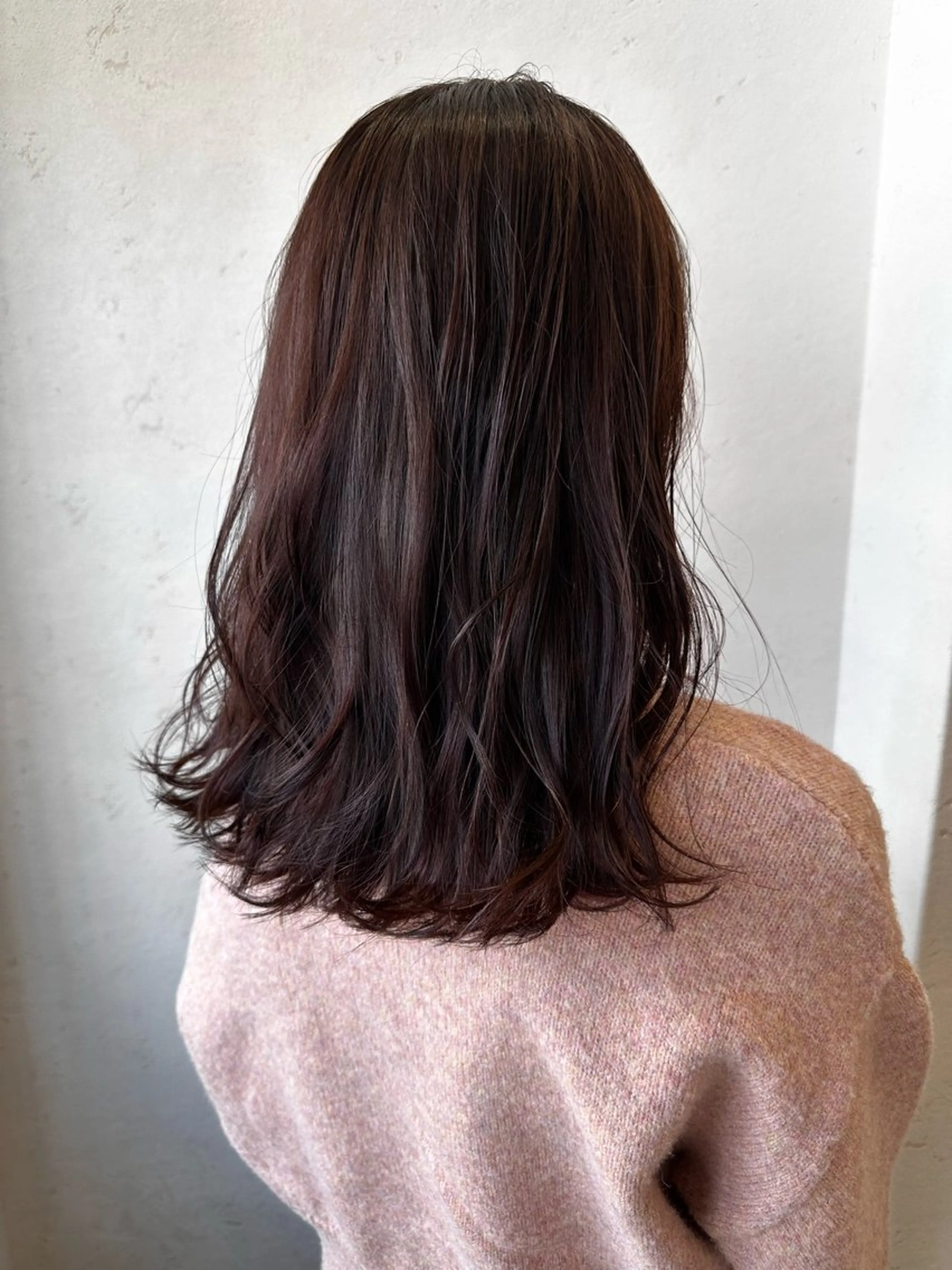 セミロング カラー 中谷 瑞稀のヘアスタイル