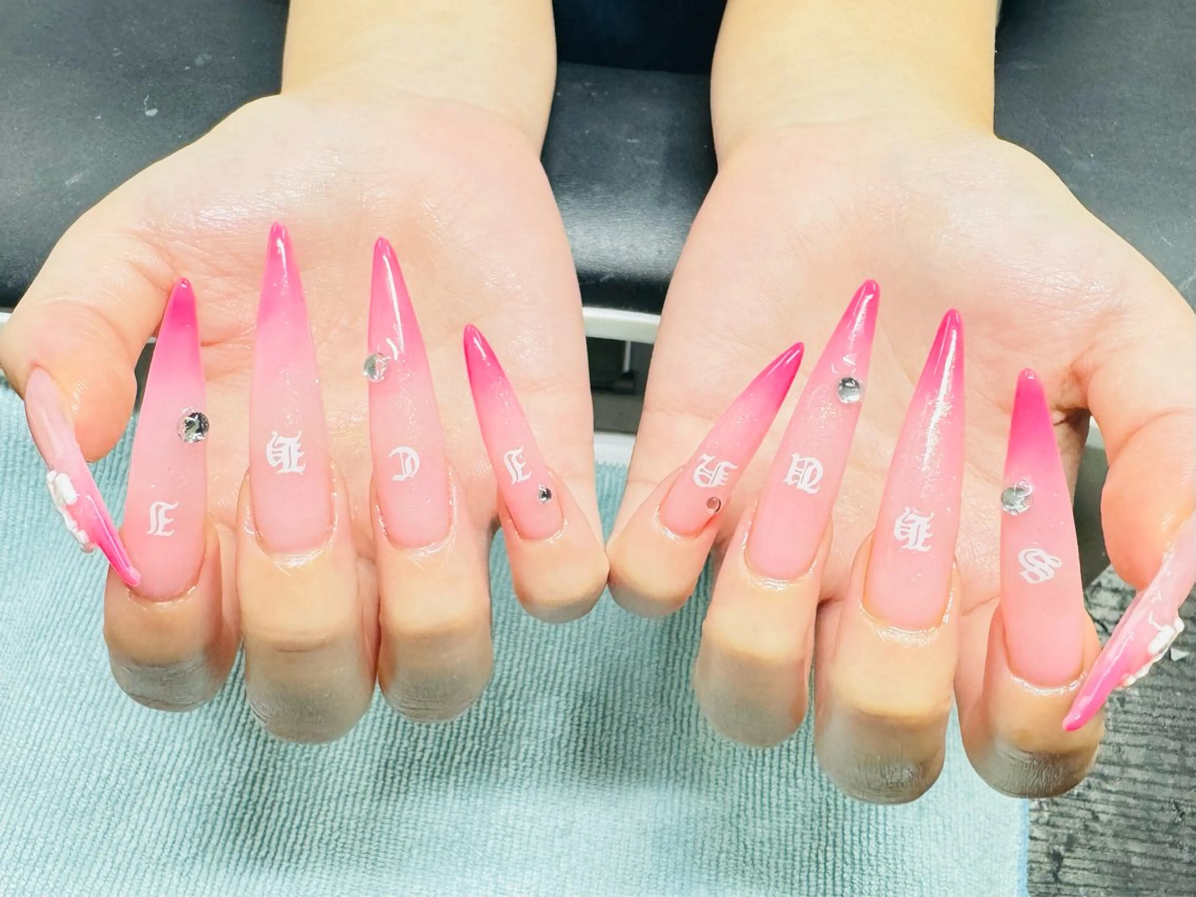 ネイル sakura09.nail所属・サクラ09 サクラ09のネイルデザイン