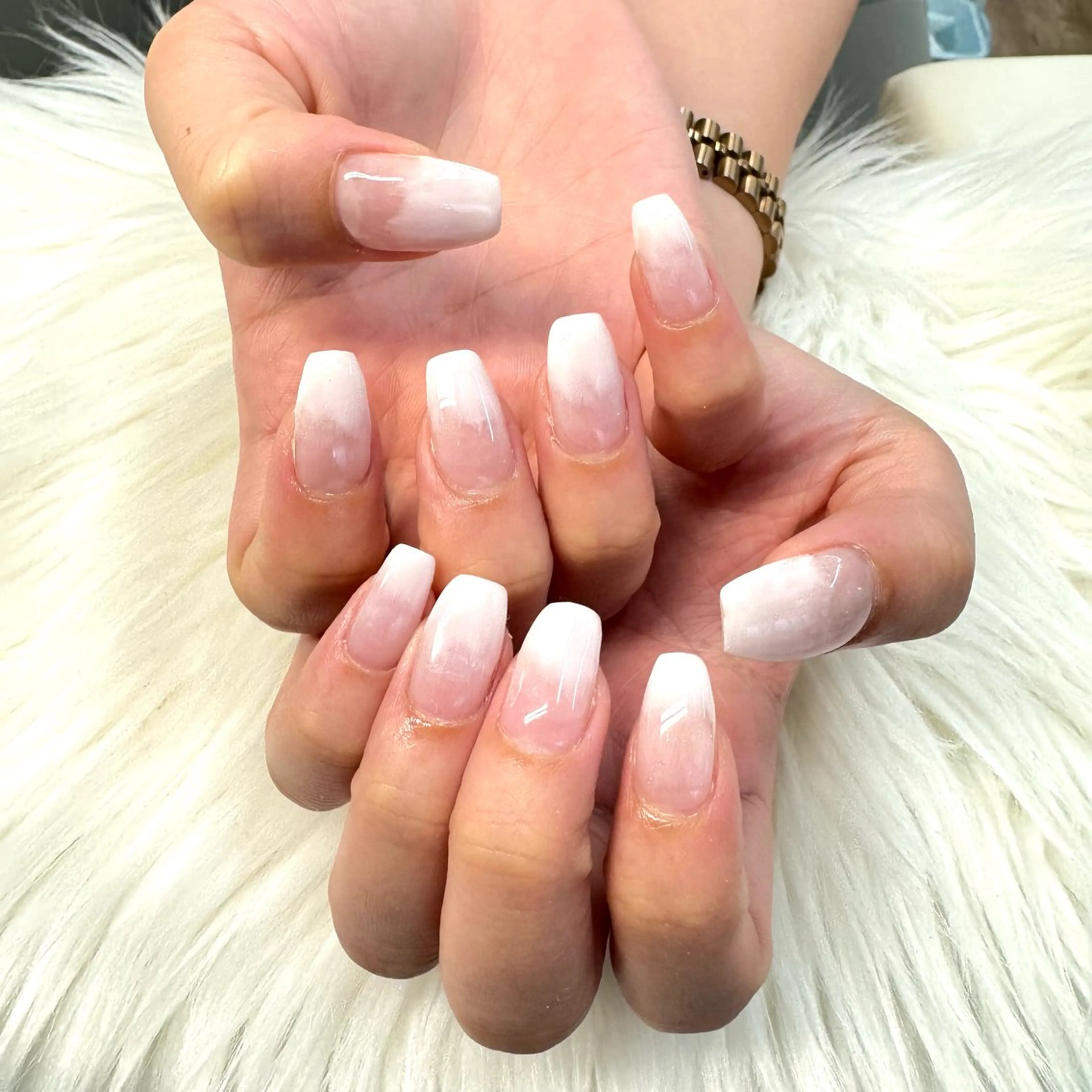 ネイル 桜ネイル グラデーション ピンク 大塚 澄玲のネイルデザイン