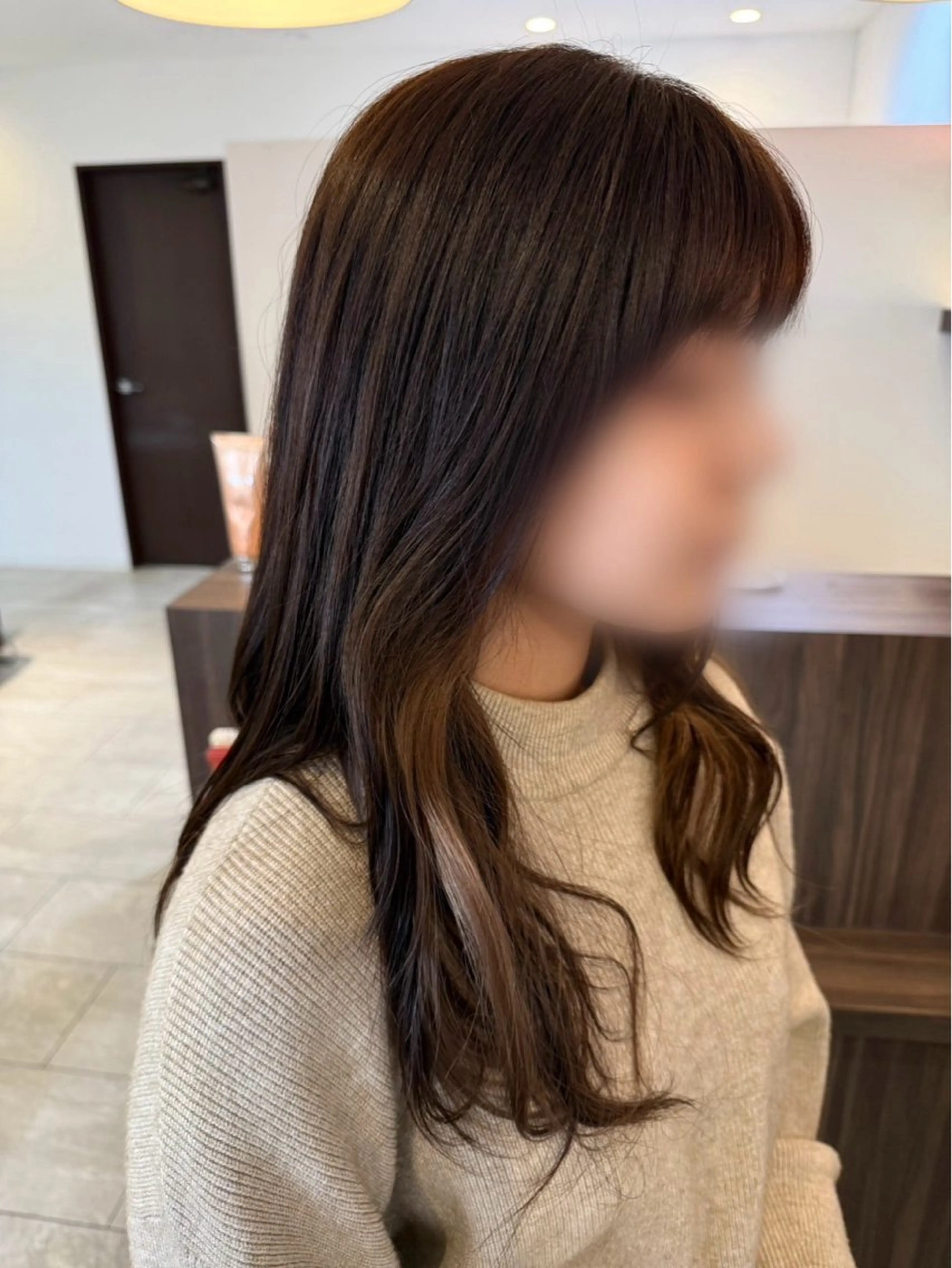 セミロング カラー イヤリングカラー Grandoll Luxe所属・大神 鈴夏のヘアスタイル