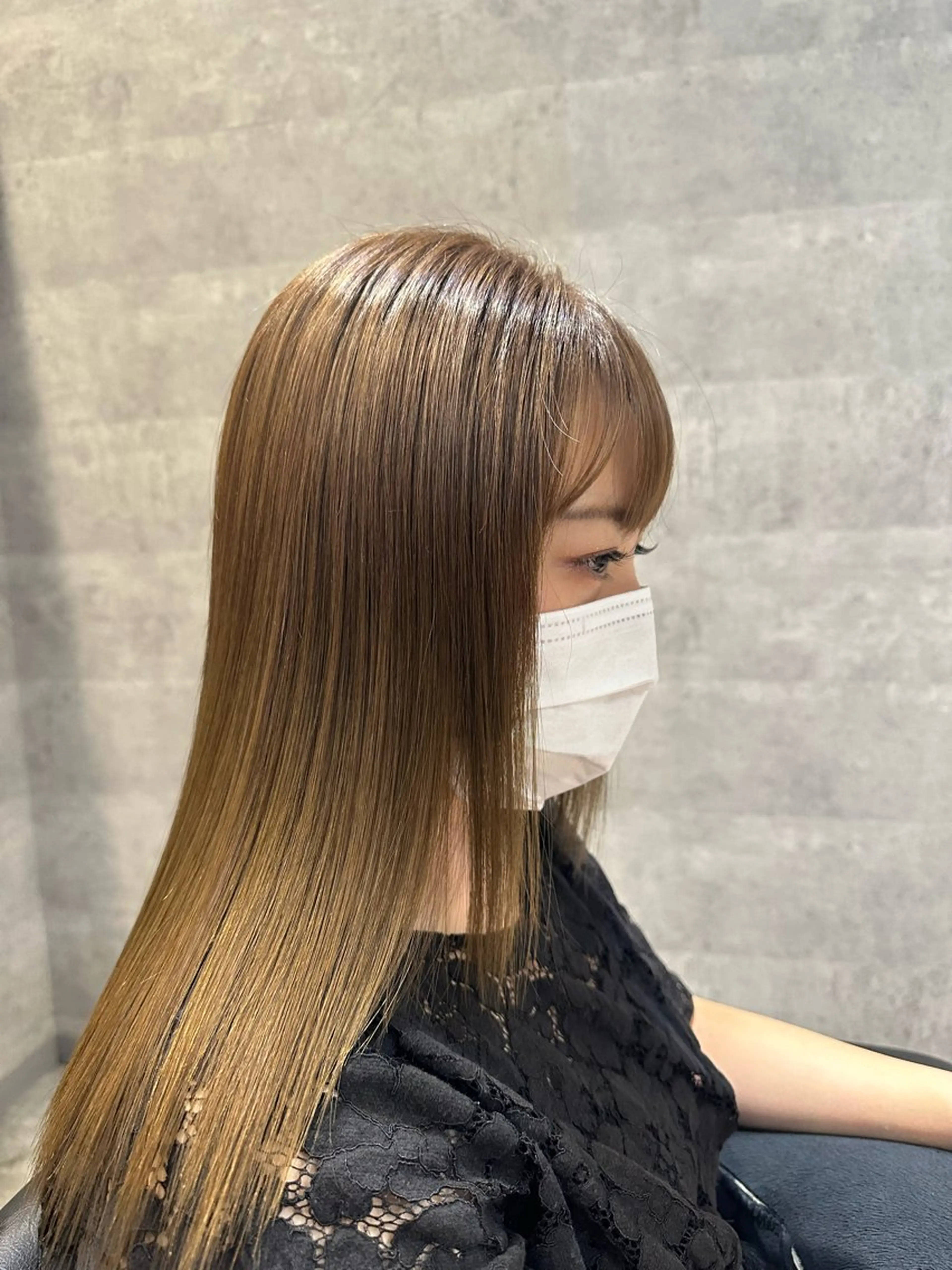 セミロング カット ヘアカラー _WHITE鳳店所属・_WHITE /藤田唯生のヘアスタイル