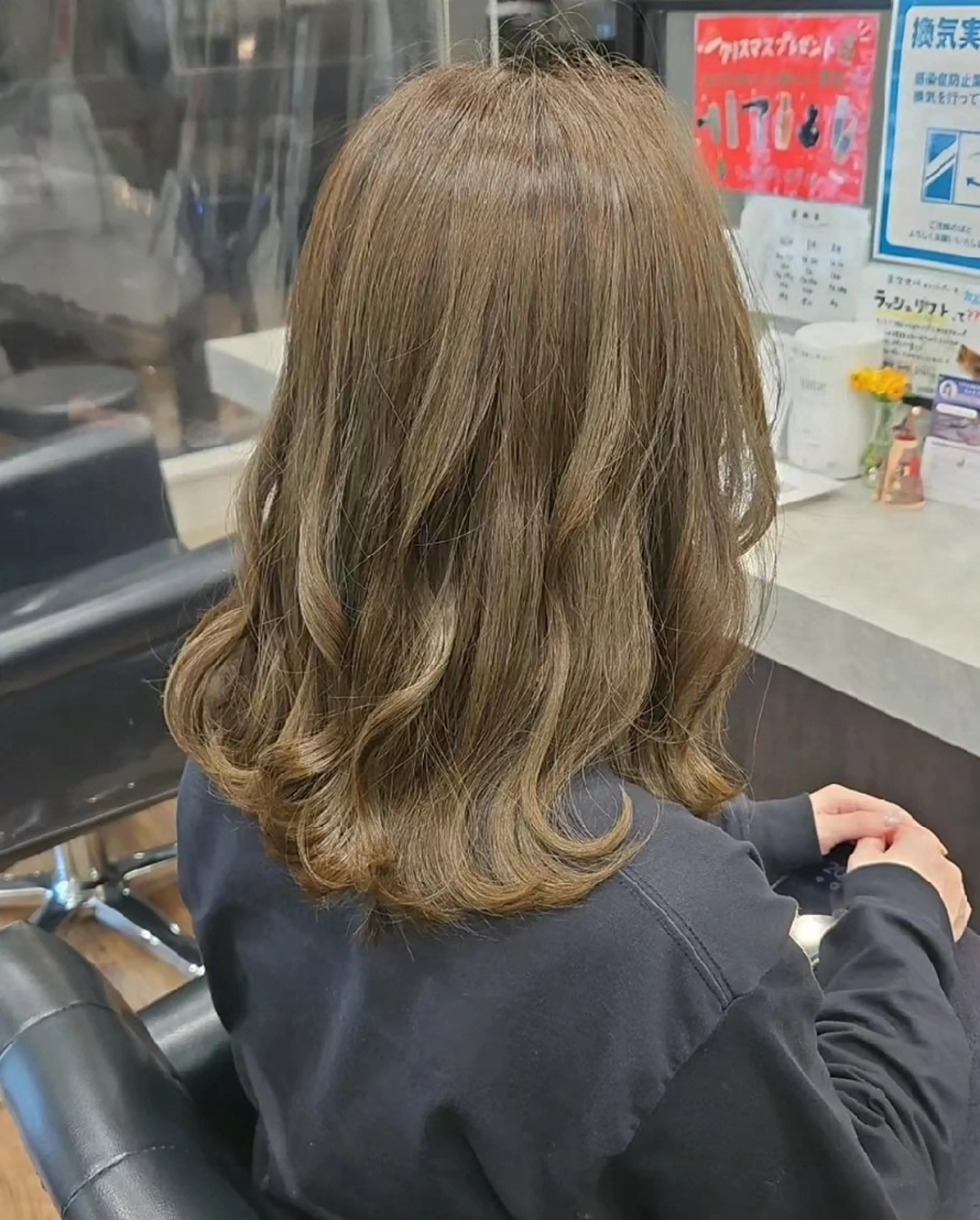 ミディアム カラー ヘアカラー 関口 友菜のヘアスタイル