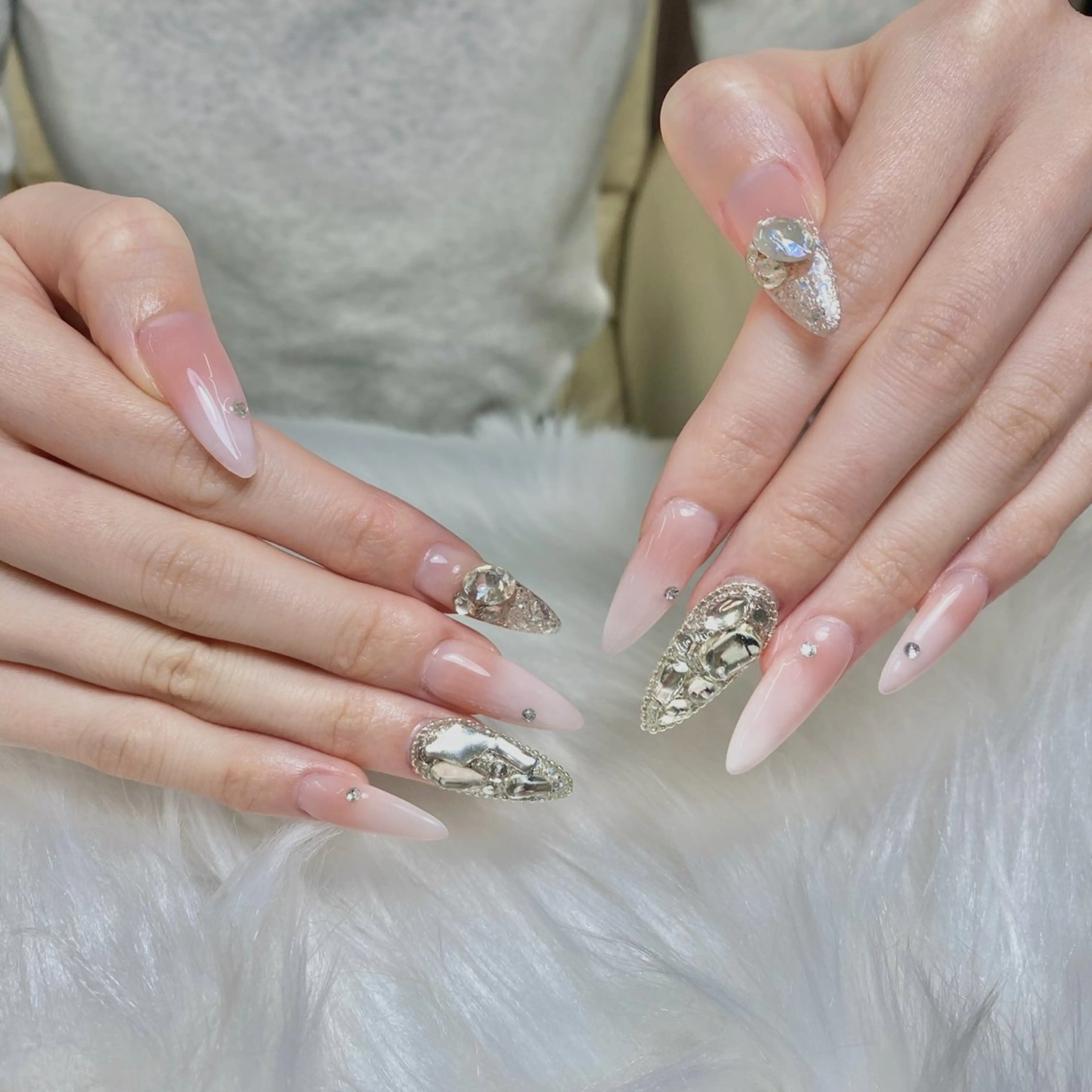 ネイル ハンドネイル AKINA  NAIL所属・MoMo_Nail 🎀✨のネイルデザイン