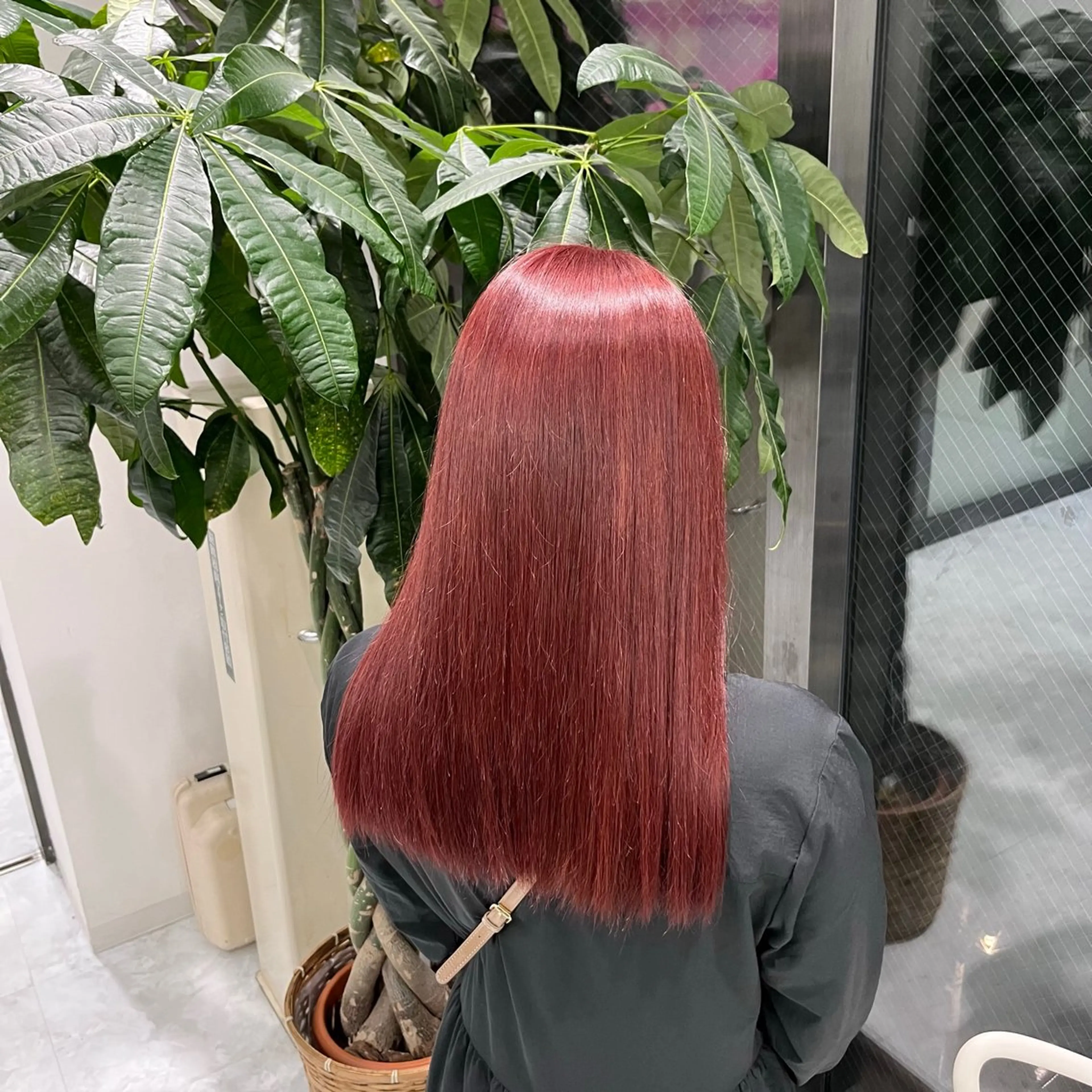 カラー ベージュ・グレー ジュ達人KOJIROのヘアスタイル