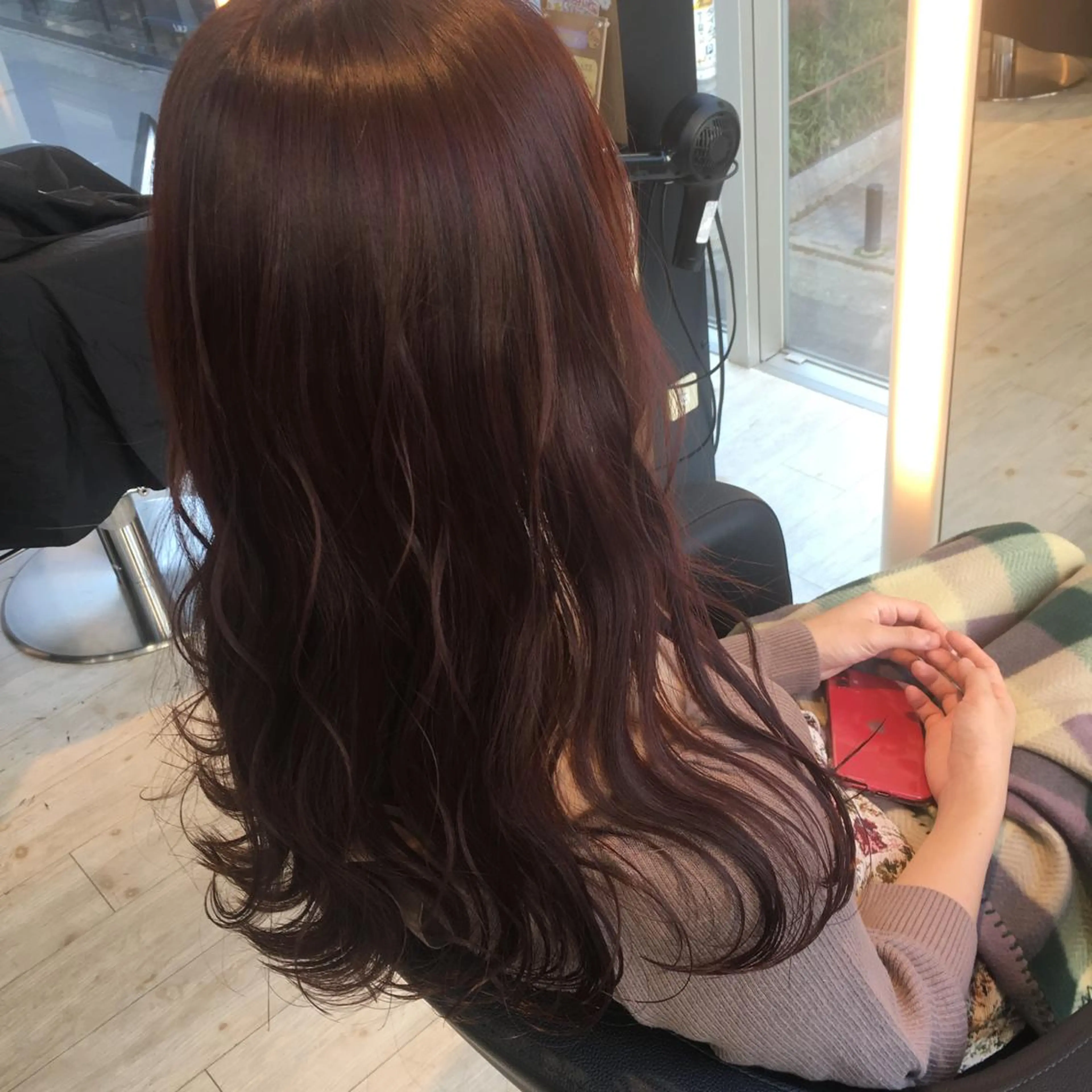 ロング カラー Minori【ミノリ】所属・井手 孔介のヘアスタイル