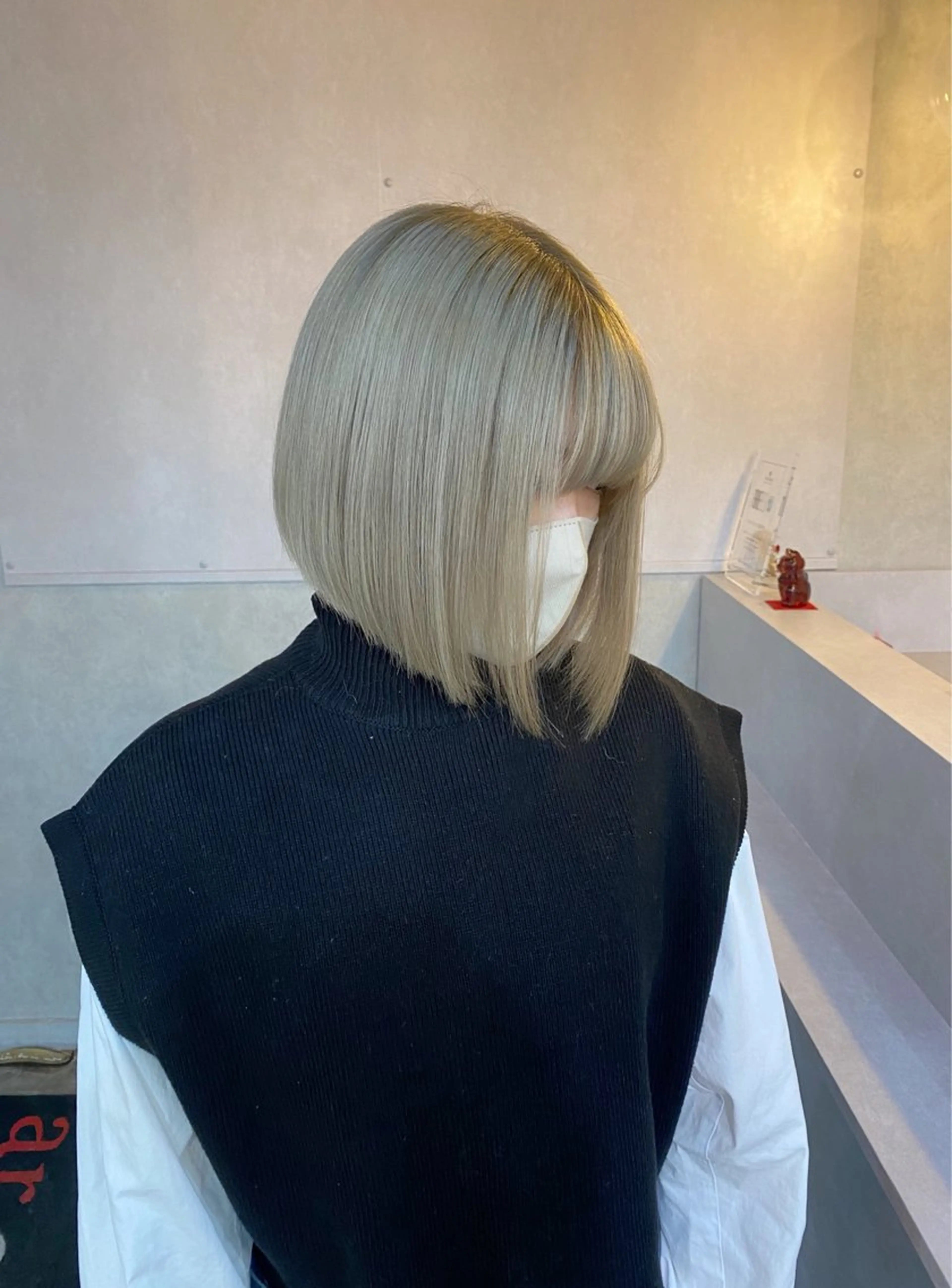 ミディアム カラー カット ヘアカラー トリートメント レイヤーウルフ エクステ磯部のヘアスタイル