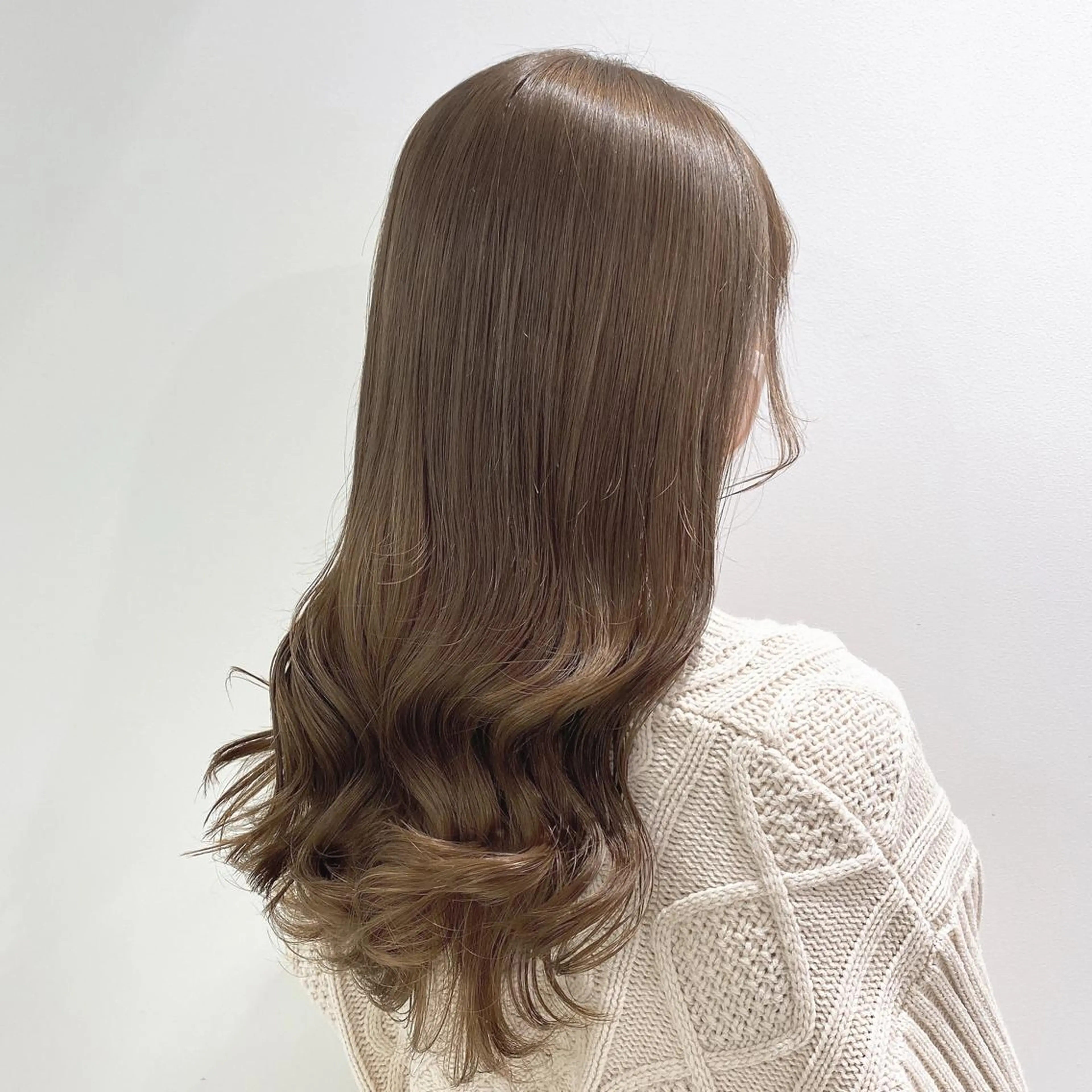 ロング カラー EGO所属・EGO Top stylistのヘアスタイル