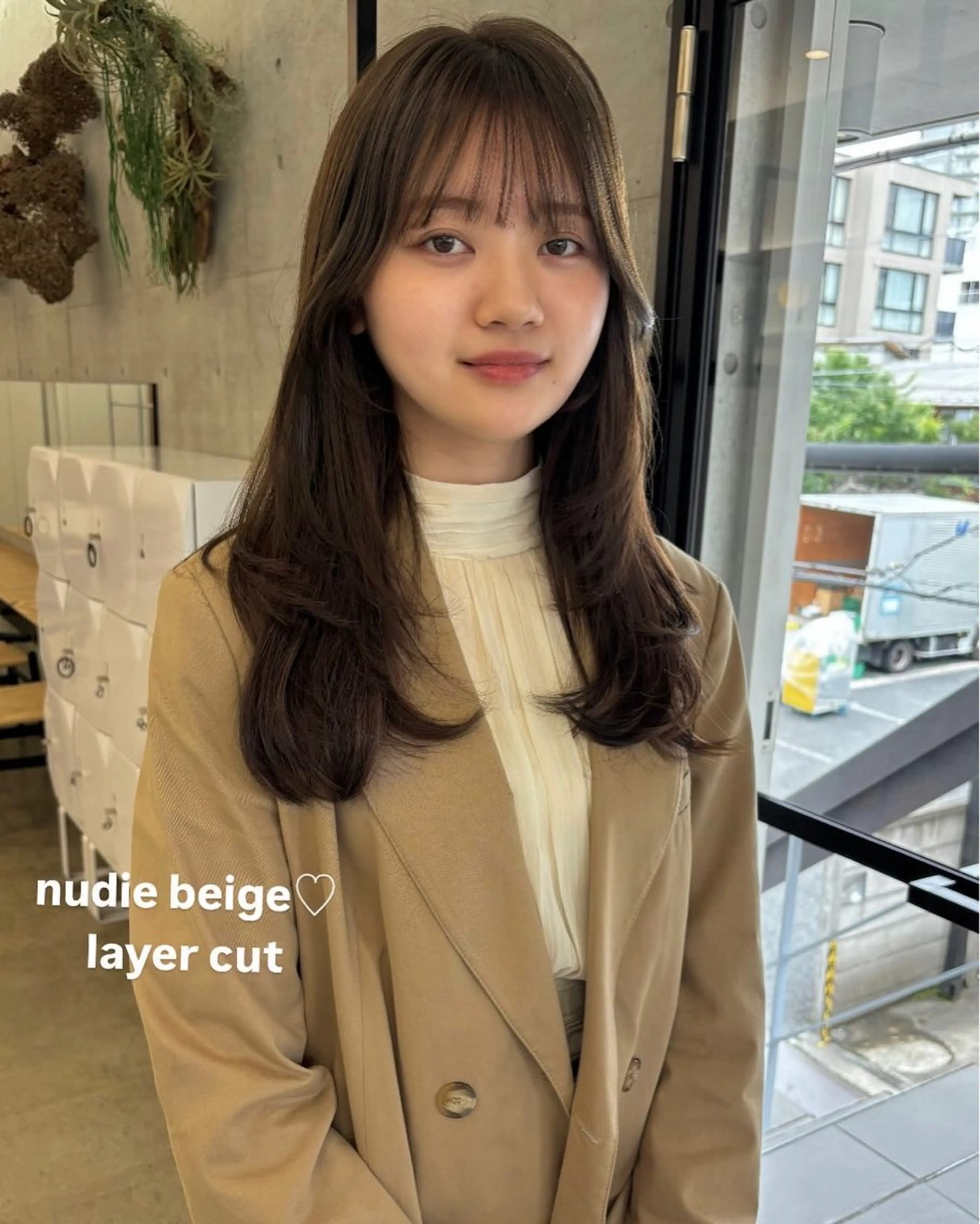 セミロング カラー レイヤーカット 小顔カット go today share salon表参道Polaris所属・オリーブベージュ きょうかの眉毛・アイブロウイメージ