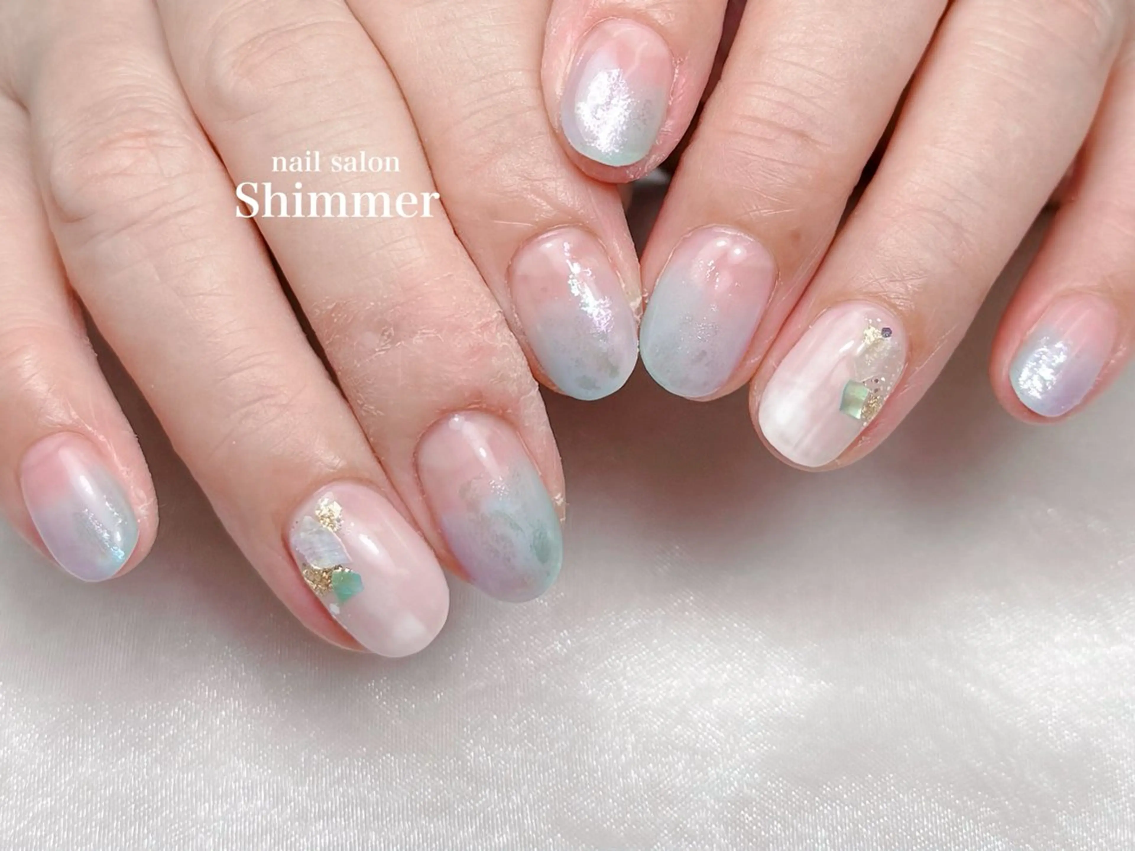ネイル ハンドネイル Shimmer Risaのネイルデザイン
