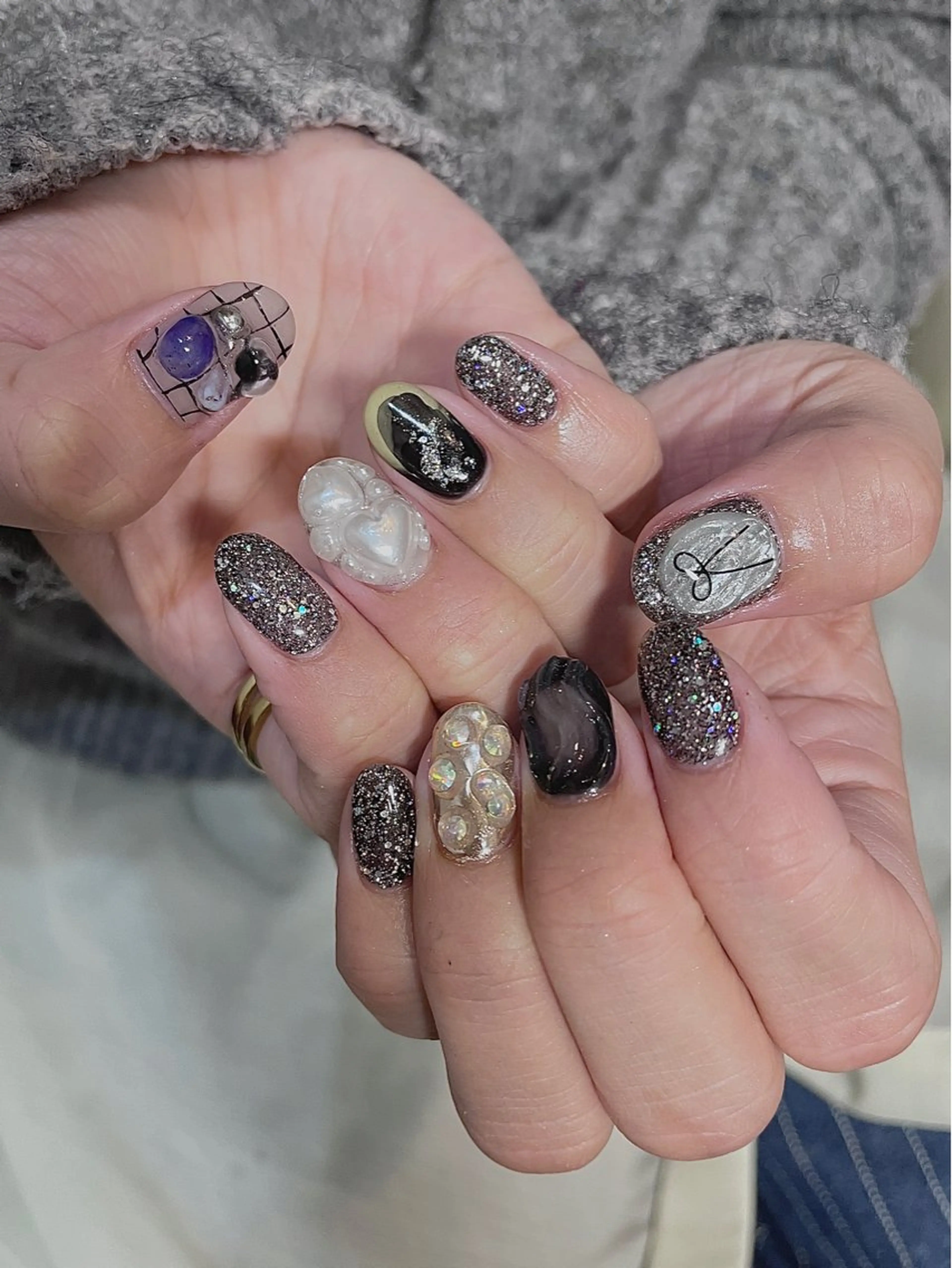 ネイル ハート 韓国ネイル ラメ(グリッター) ニュアンスネイル リボン ハンドネイル acs.n所属・ネイル，耳つぼ 風間すみれのその他イメージ