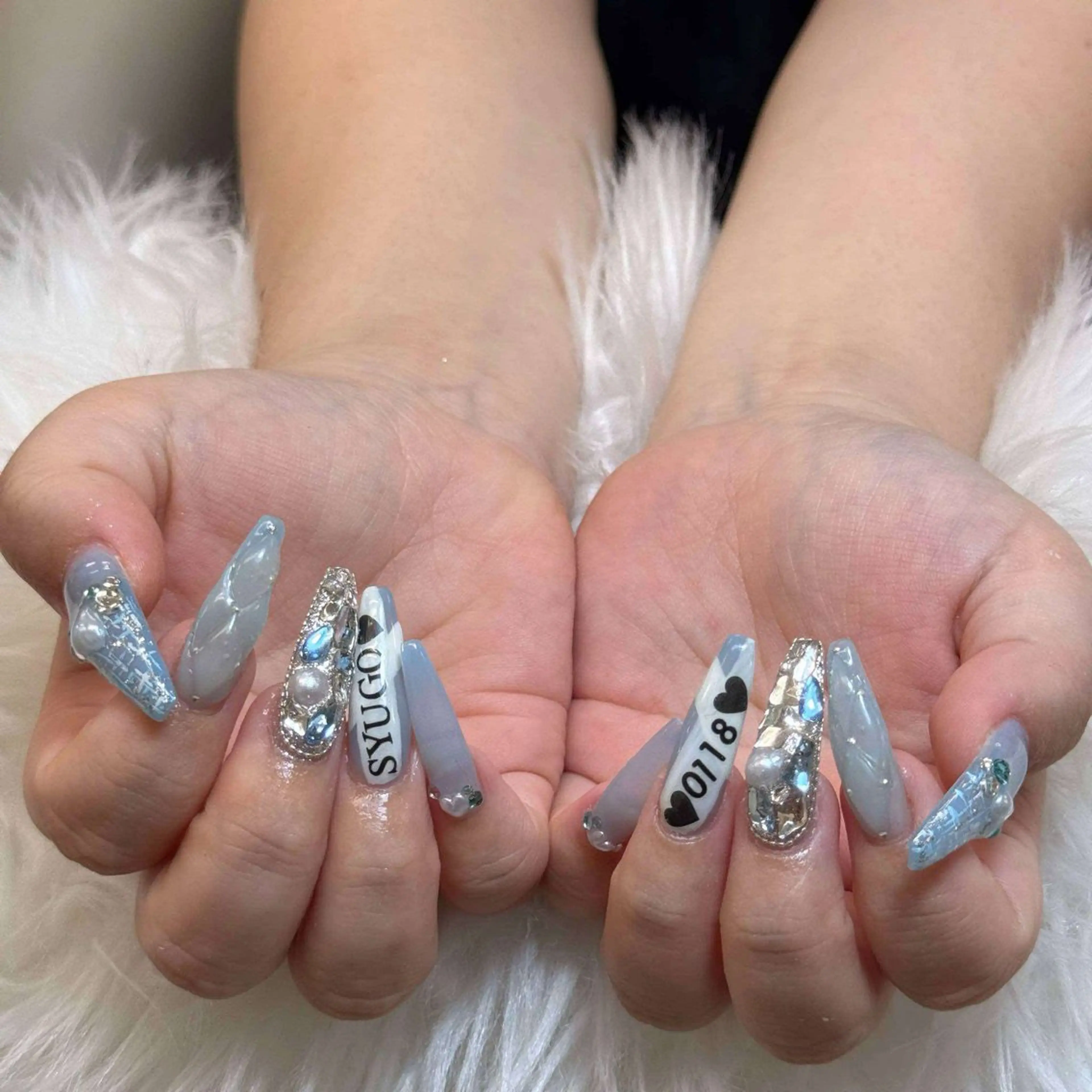 ネイル ハンドネイル ハンドケア Anh Nail 歌舞伎町のネイルデザイン