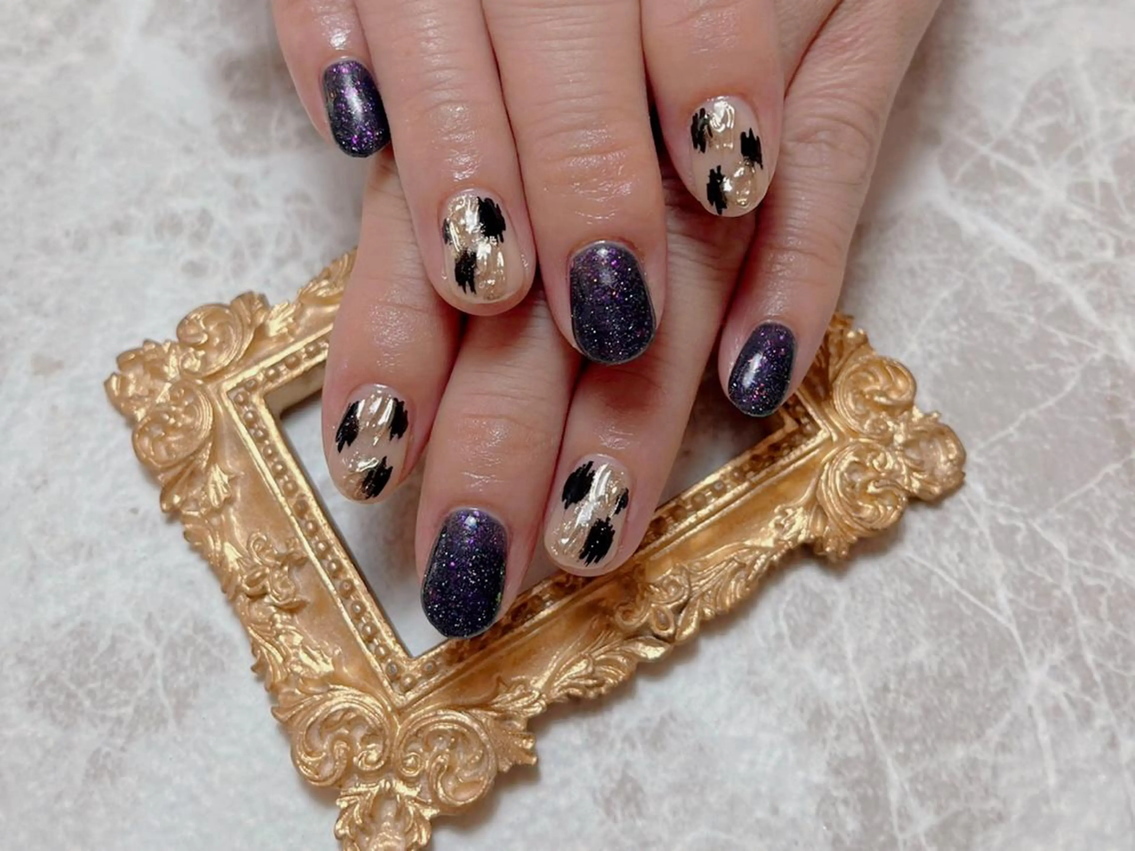 ネイル ハンドネイル マジックミラー所属・マジック ミラーのネイルデザイン