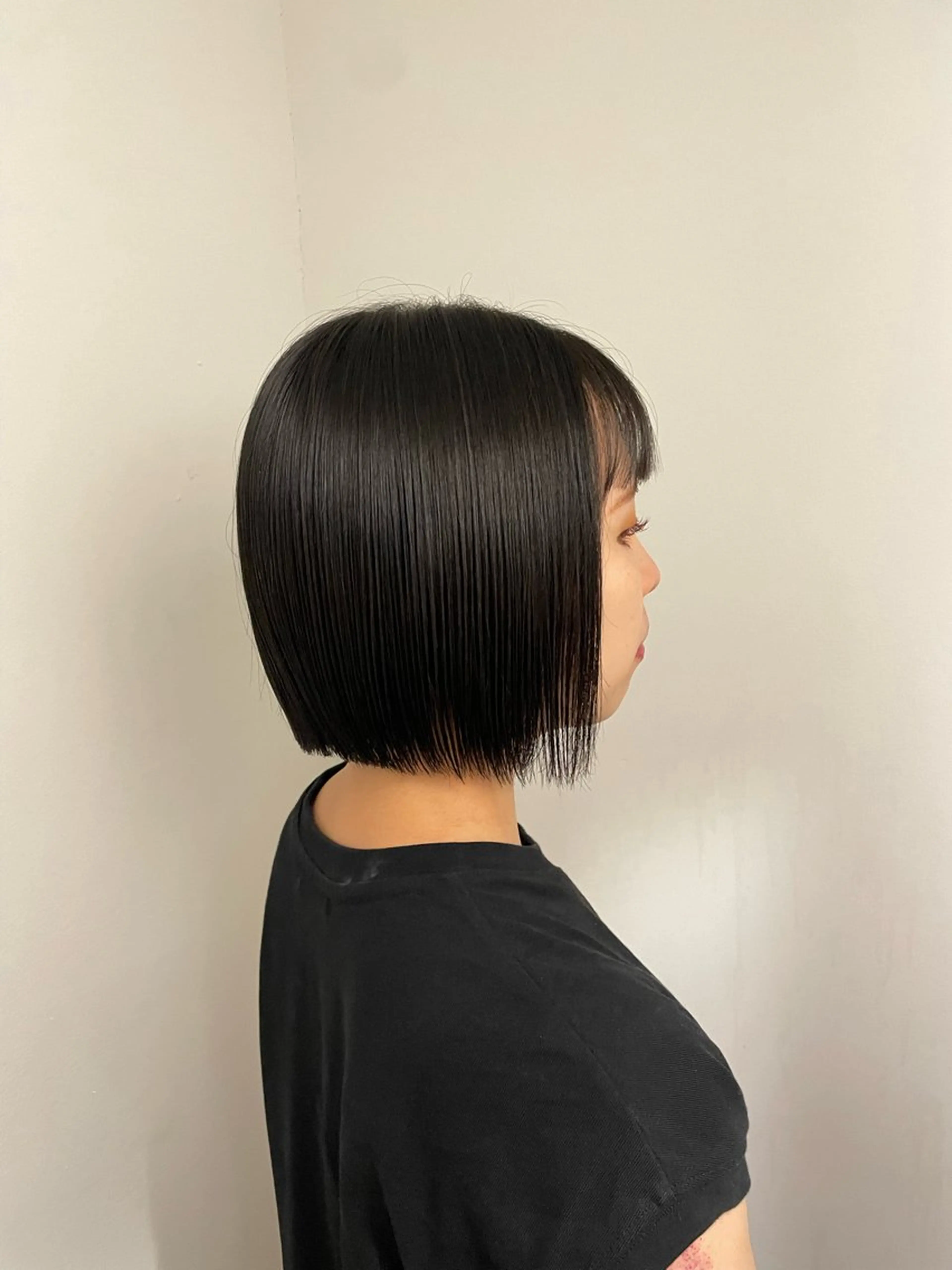 ショート 前下がりボブ ボブ yu-kaハッシュ カット/韓国レイヤーのヘアスタイル