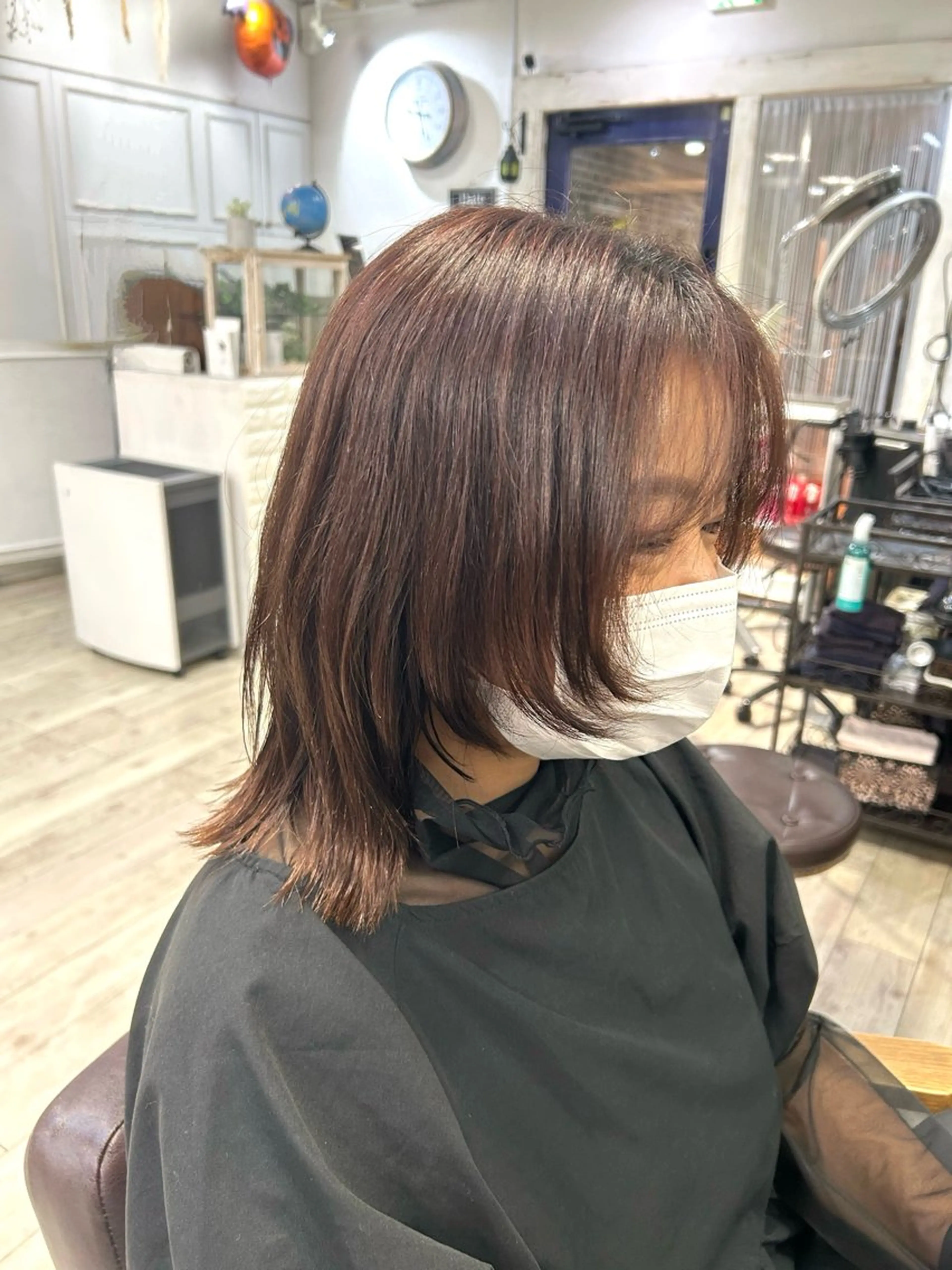 セミロング 林 美佑のヘアスタイル