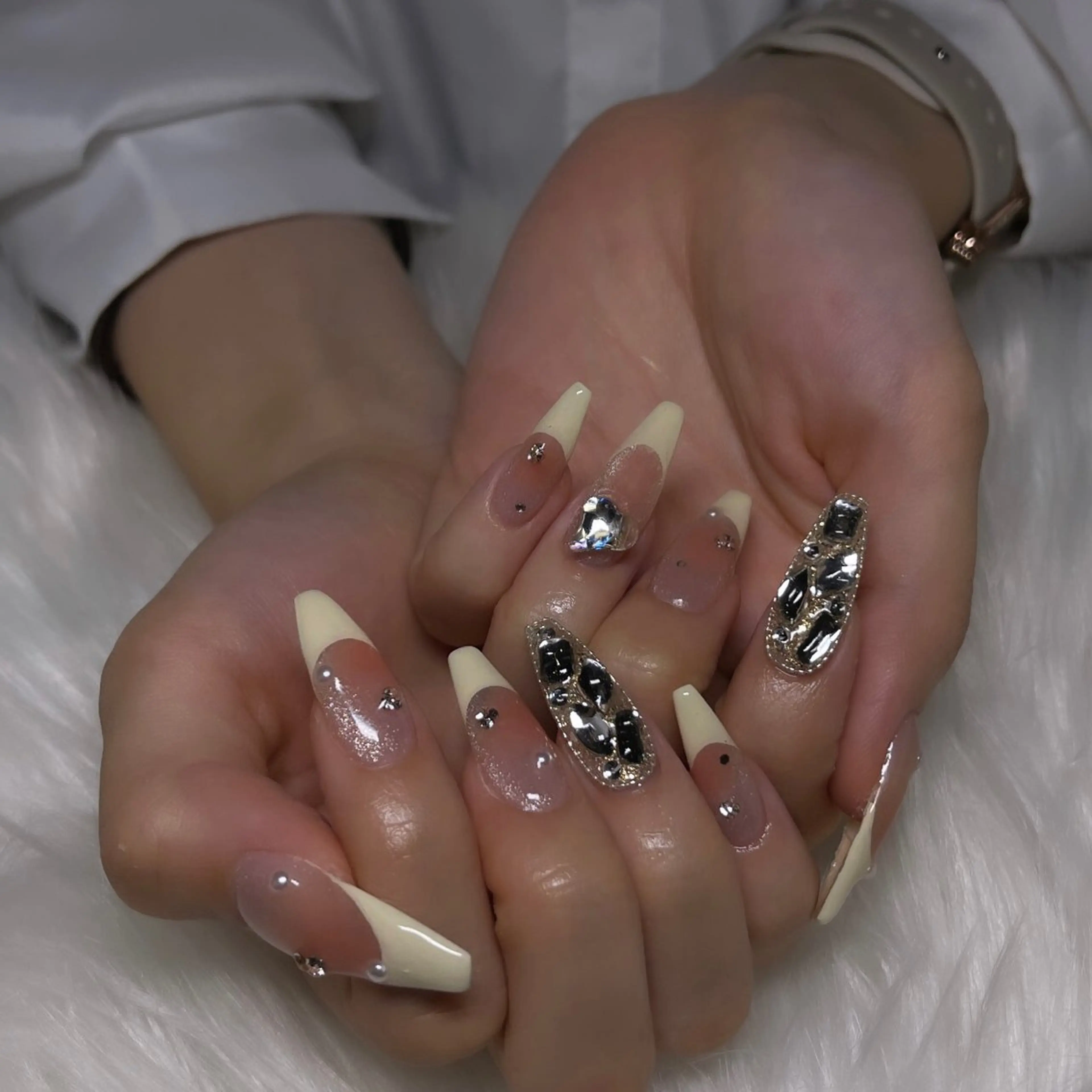 ネイル ハンドネイル Lily nailsのネイルデザイン