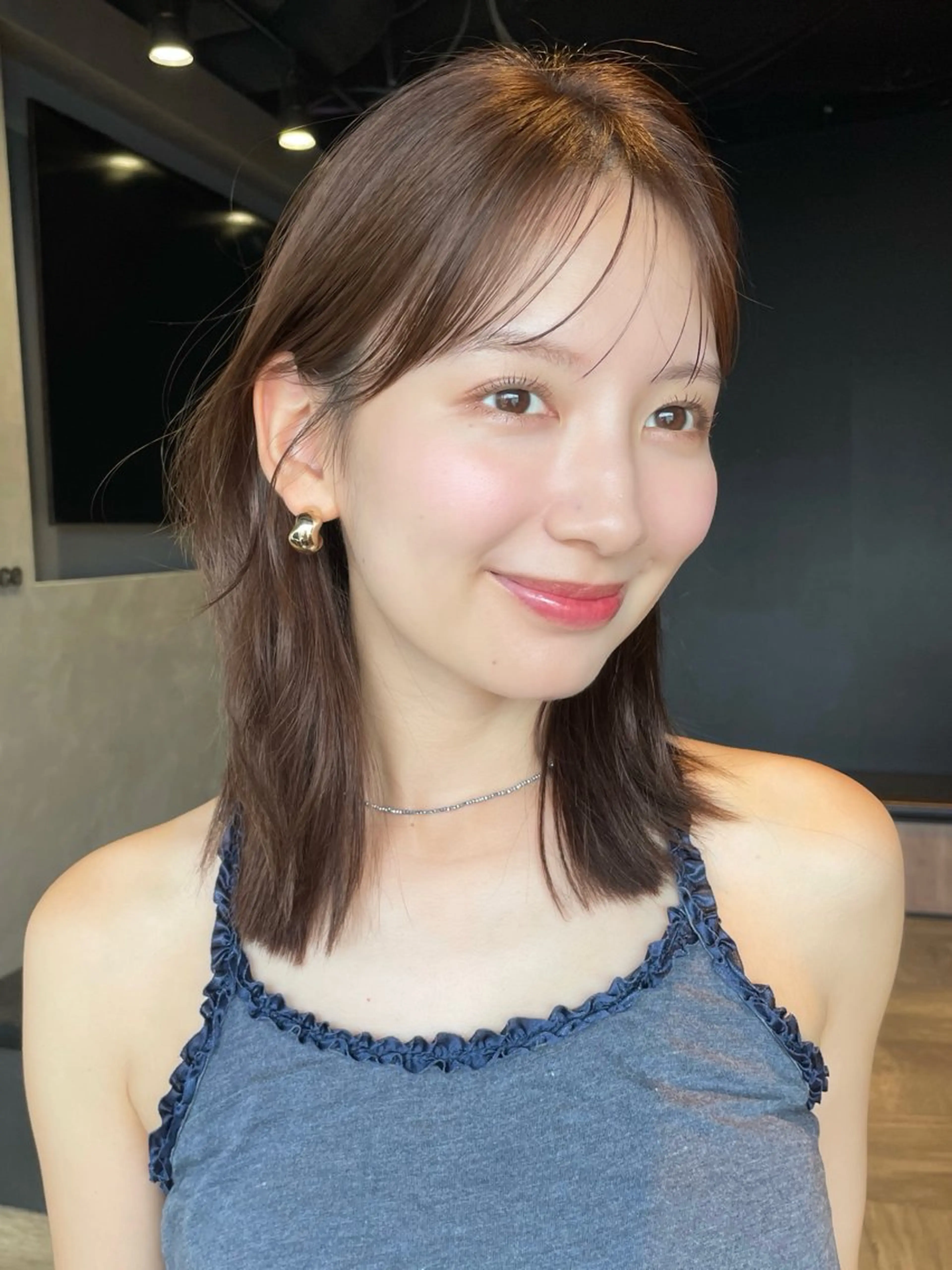 ミディアム カラー ヘアアレンジ 【柔らか透明感✨/ 似合せ前髪】大石葉月のヘアスタイル