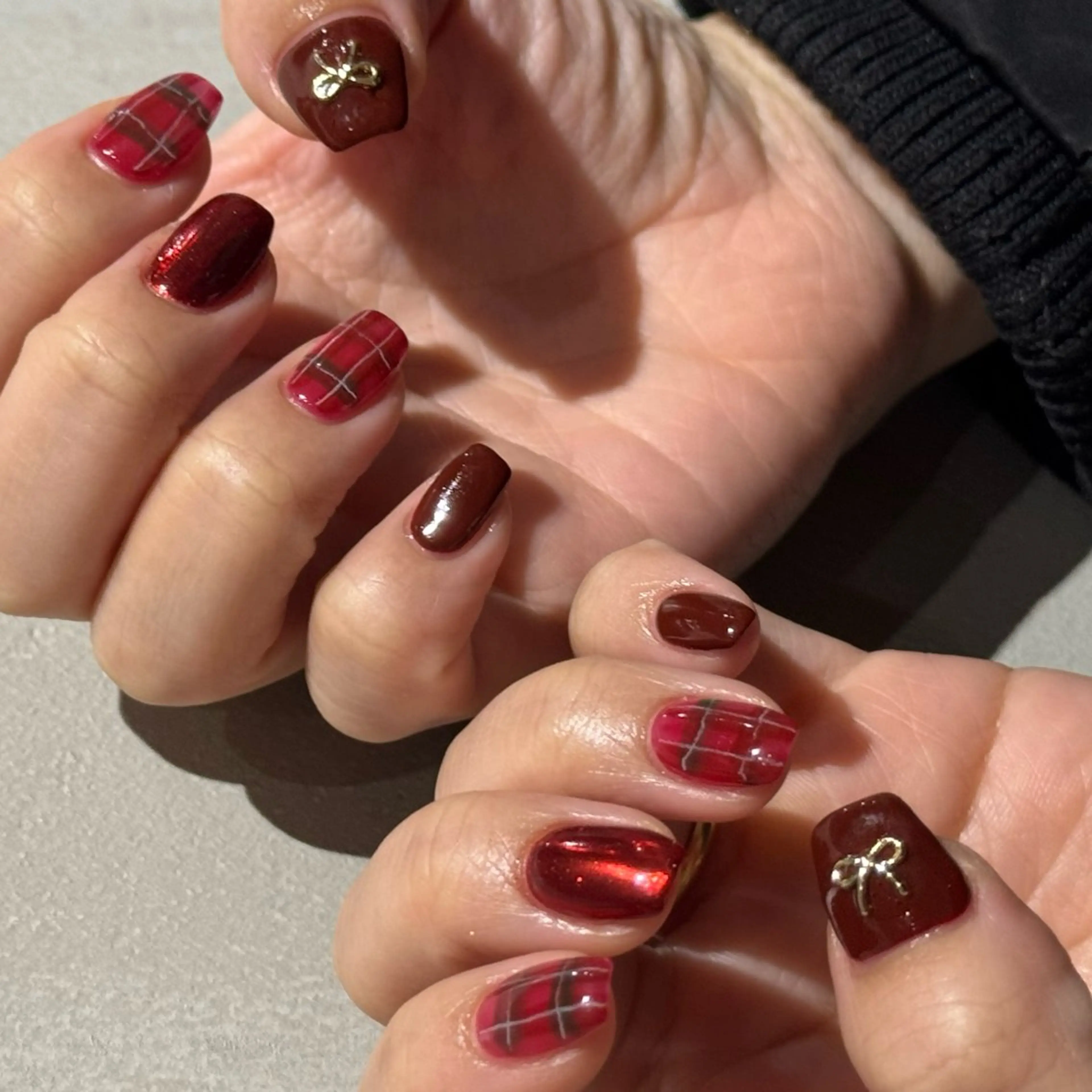 ネイル 冬ネイル クリスマス ハンドネイル Tigris.所属・Tigris. sadamotoのネイルデザイン