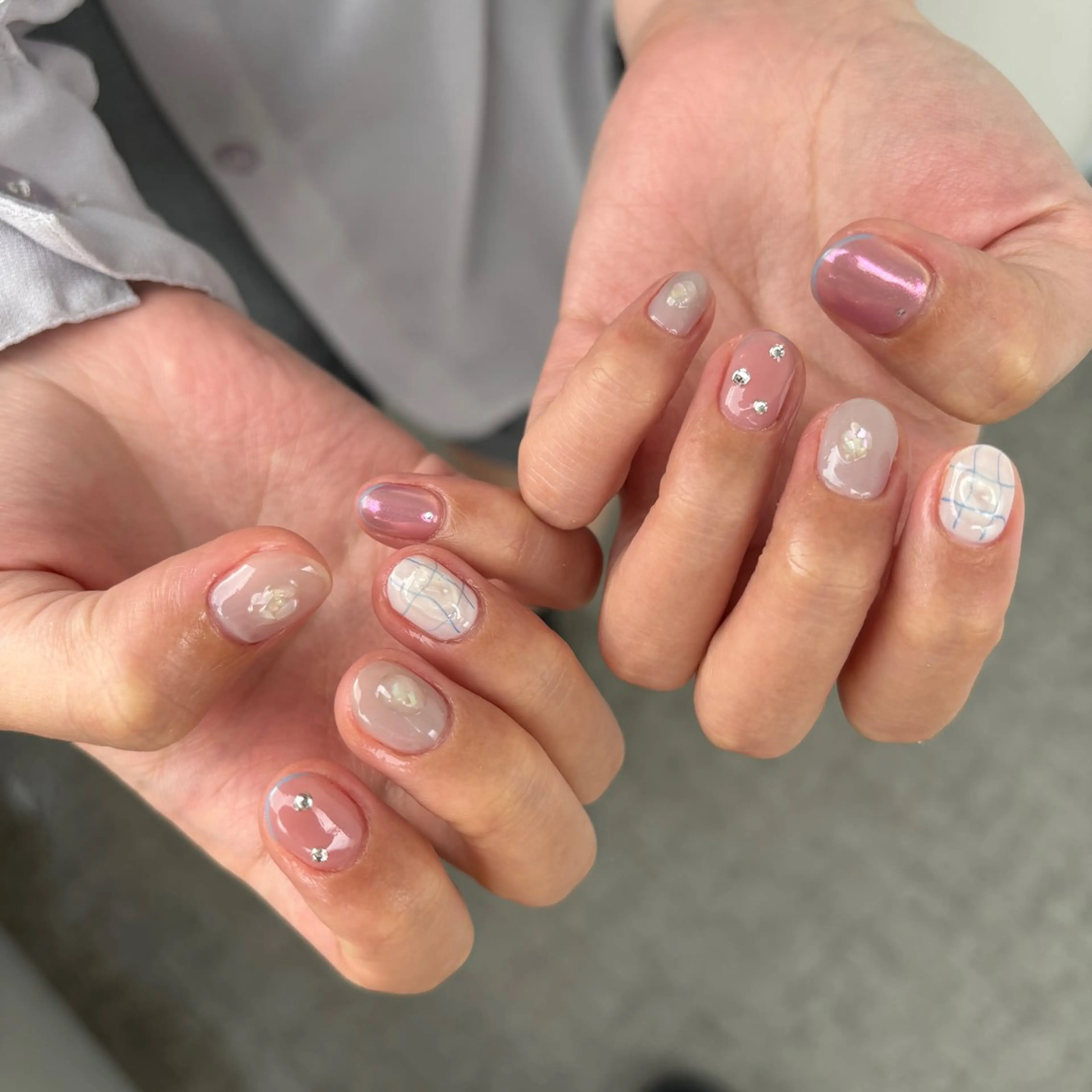 ネイル ハンドネイル SALON VILLAGE Aoyama 2nd.所属・堀川 祐里のネイルデザイン