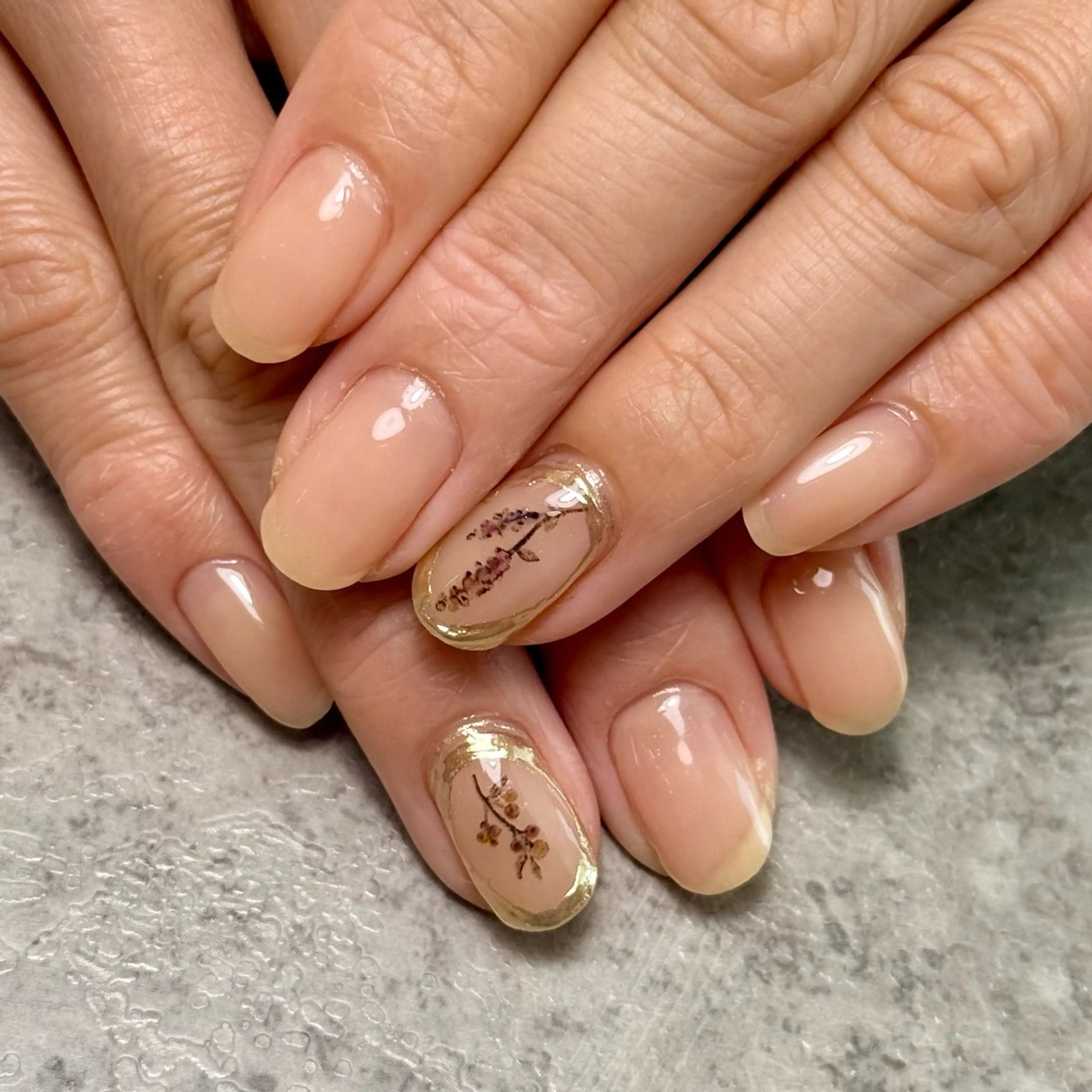 ネイル ゴールド withB 池尻大橋のネイルデザイン