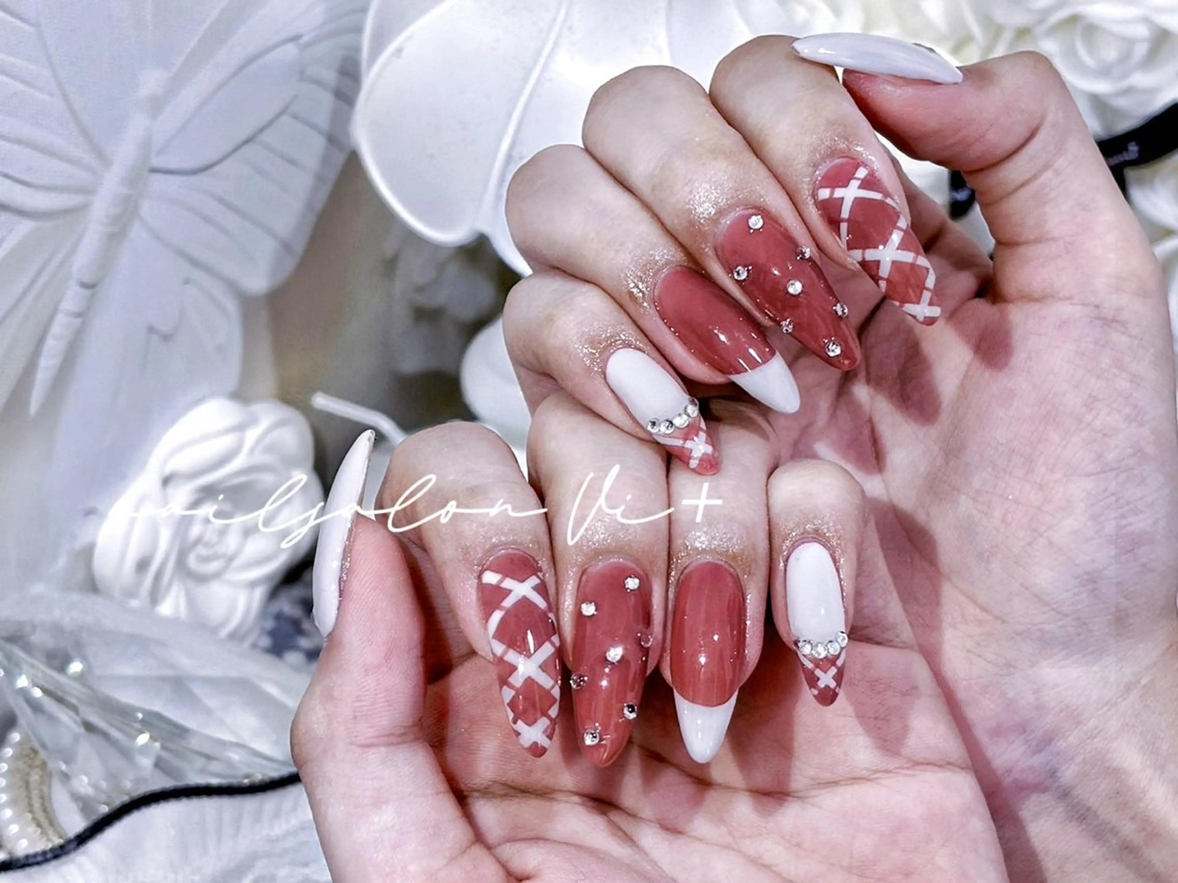 ネイル ハンドネイル ✨Nailsalon Vi+✨のネイルデザイン