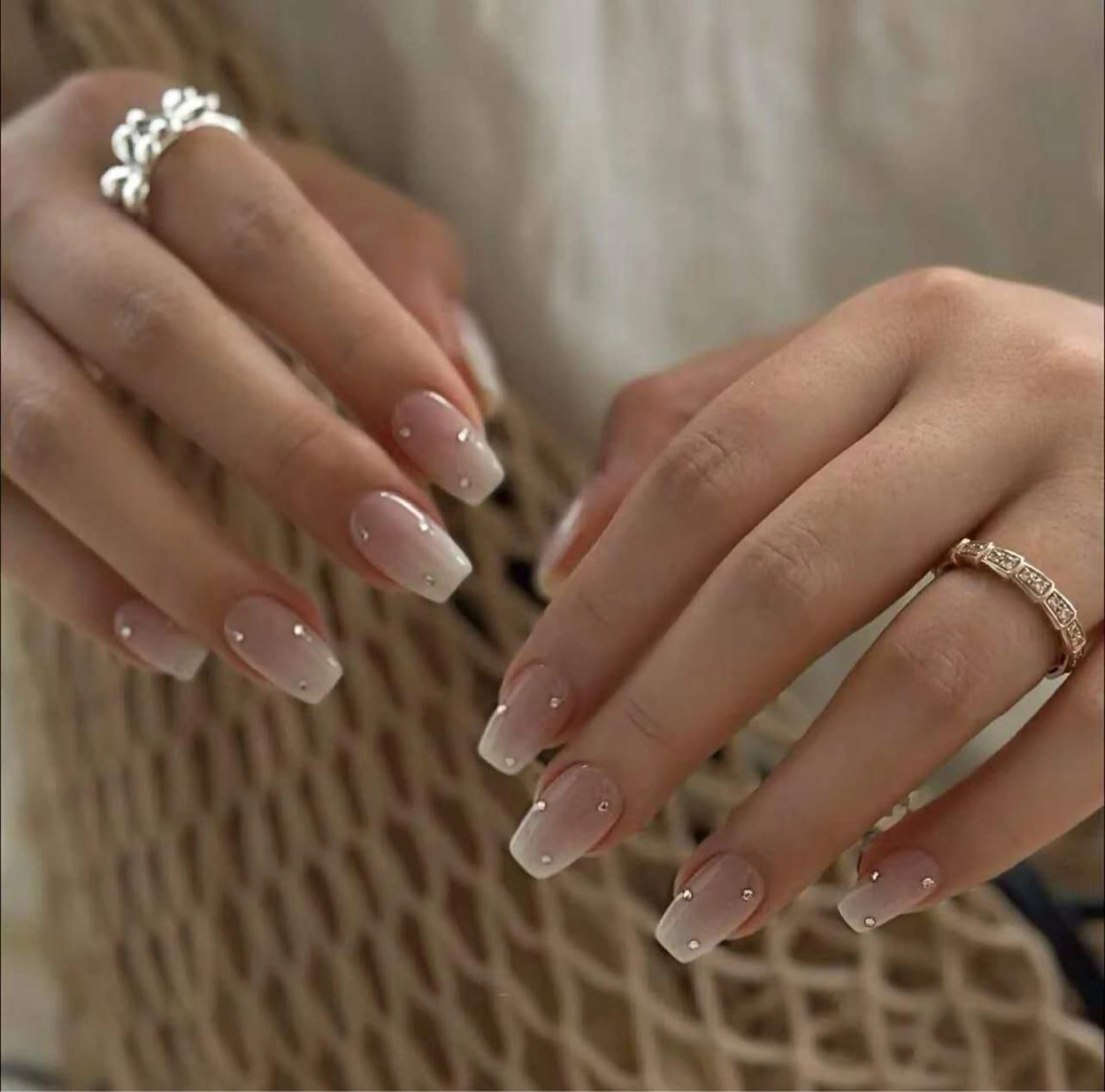 ネイル オーロラネイル フラワーネイル フットネイル フレンチネイル ジェルネイル ハンドネイル BabyYouMi ねねのネイルデザイン